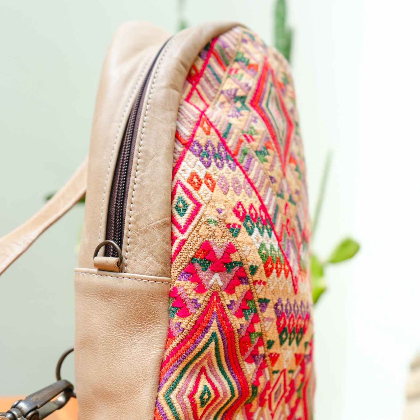 CROSSBODY SLING 2.0 - OOAK - CAMEL - NO. 13020