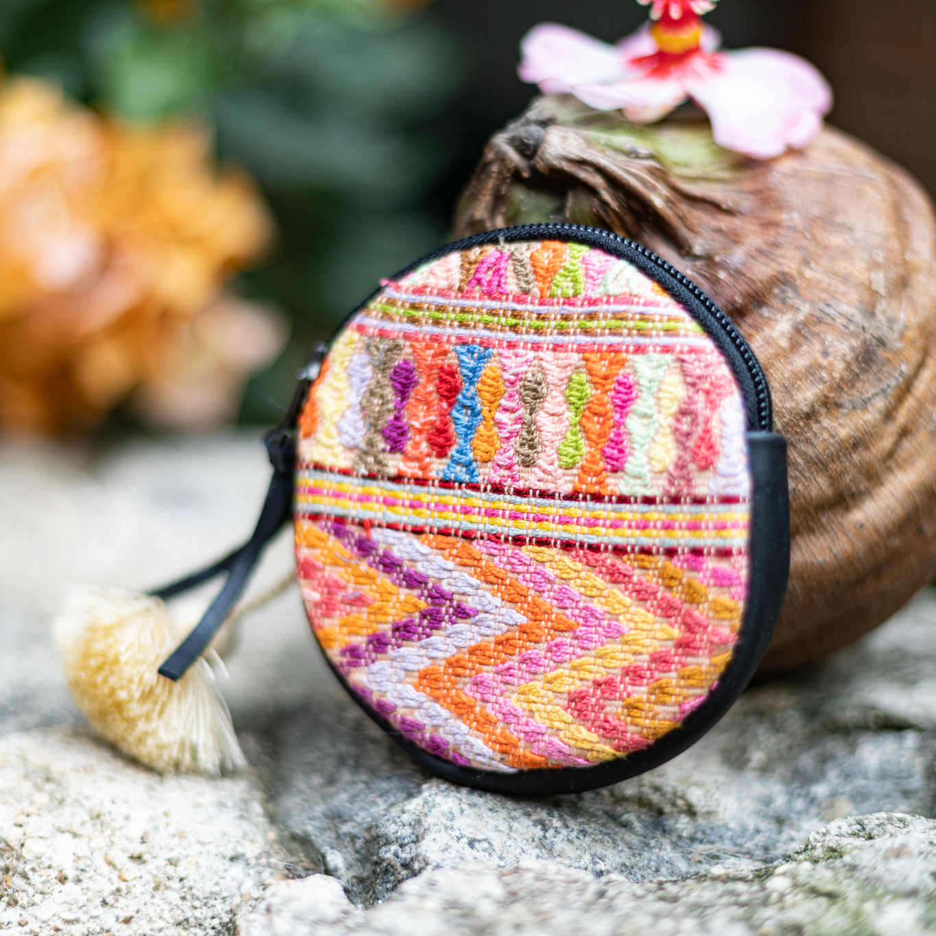 CIRCLE COIN PURSE - OOAK HUIPIL - BLACK - NO. 17530