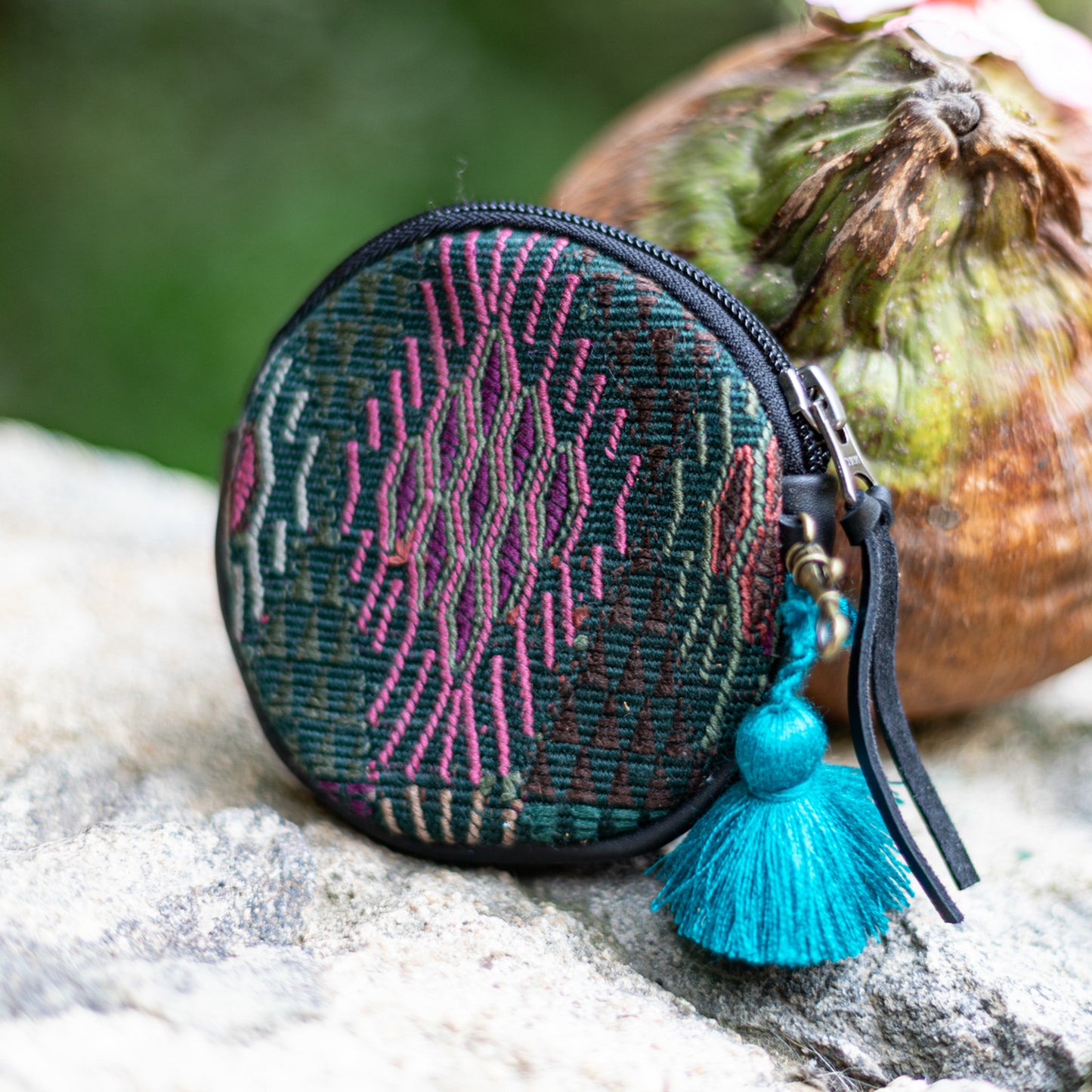 CIRCLE COIN PURSE - OOAK HUIPIL - BLACK - NO. 17523