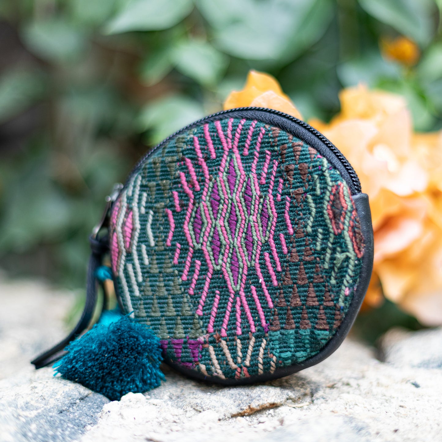 CIRCLE COIN PURSE - OOAK HUIPIL - BLACK - NO. 17523