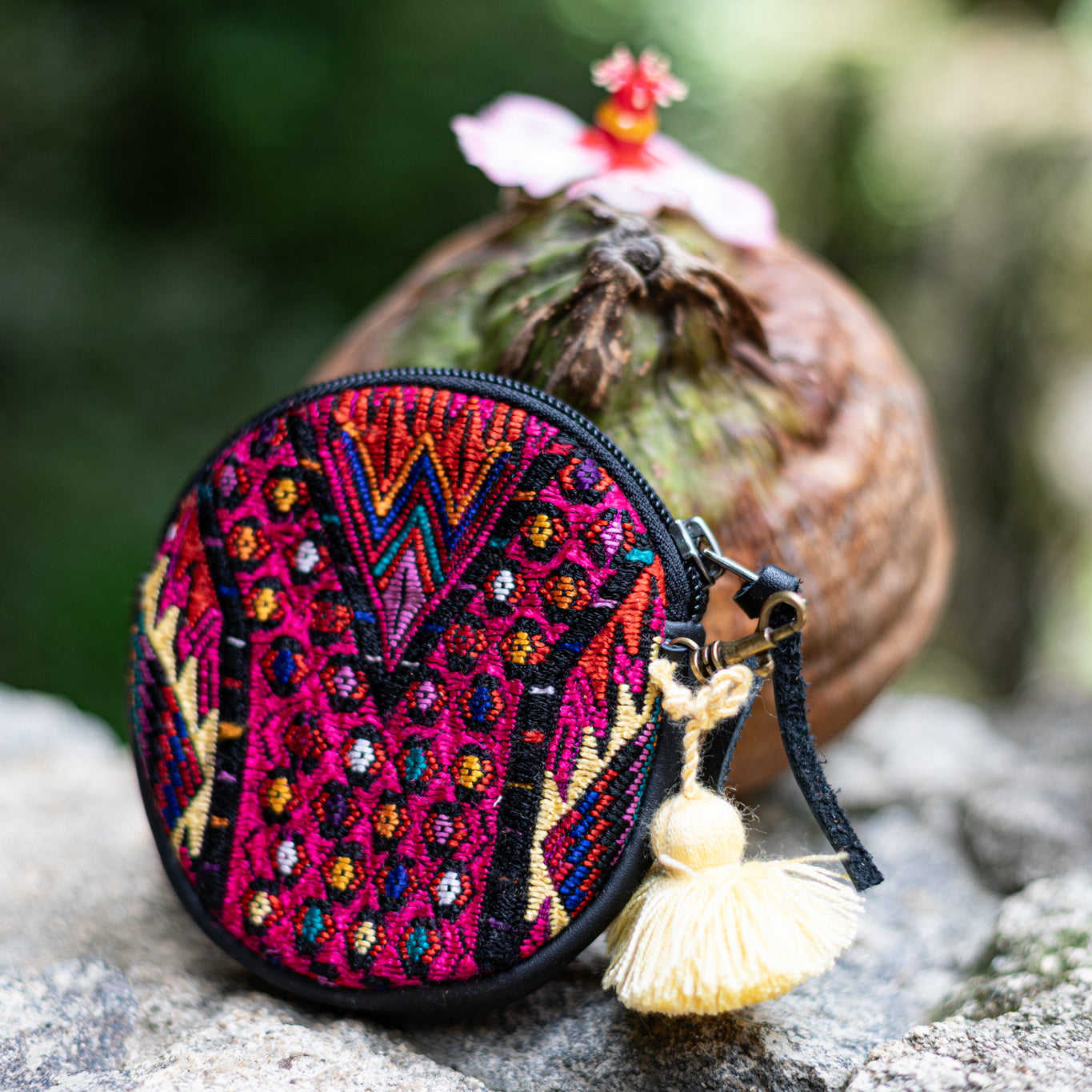 CIRCLE COIN PURSE - OOAK HUIPIL - BLACK - NO. 17531