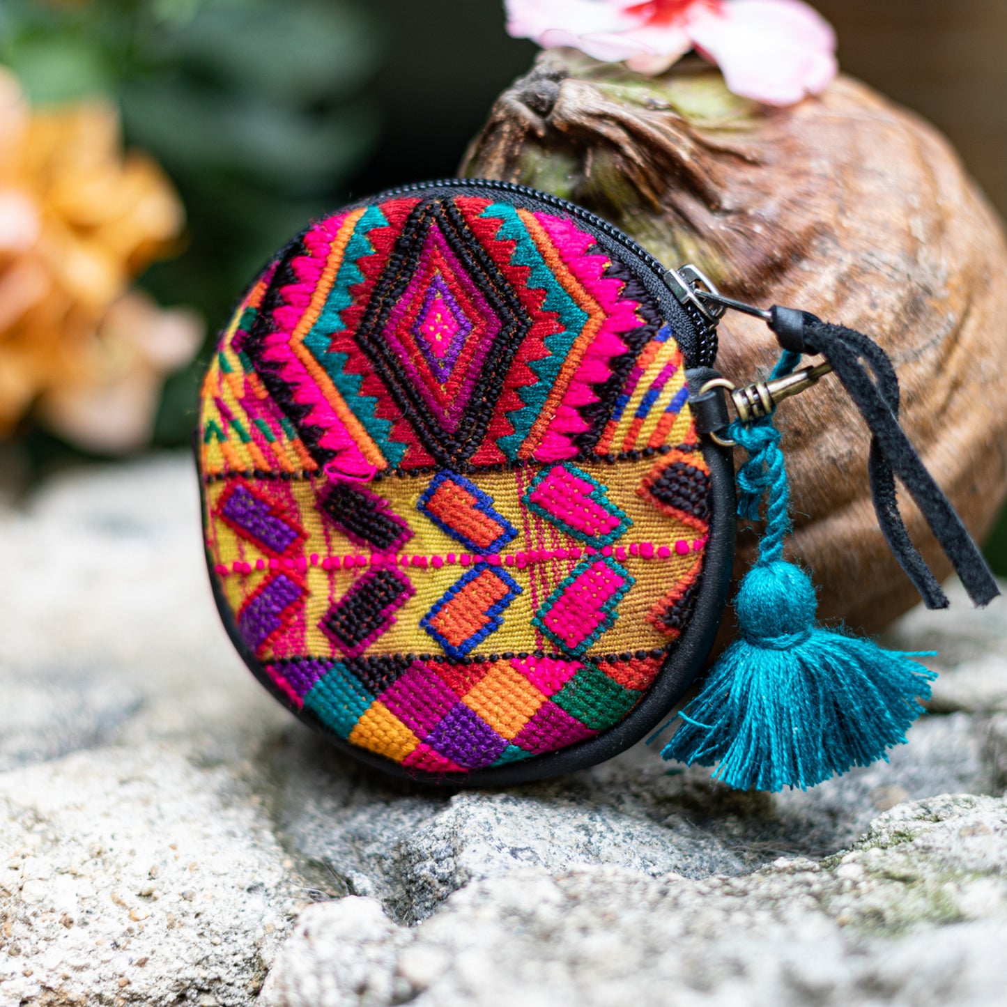 CIRCLE COIN PURSE - OOAK HUIPIL - BLACK - NO. 17524