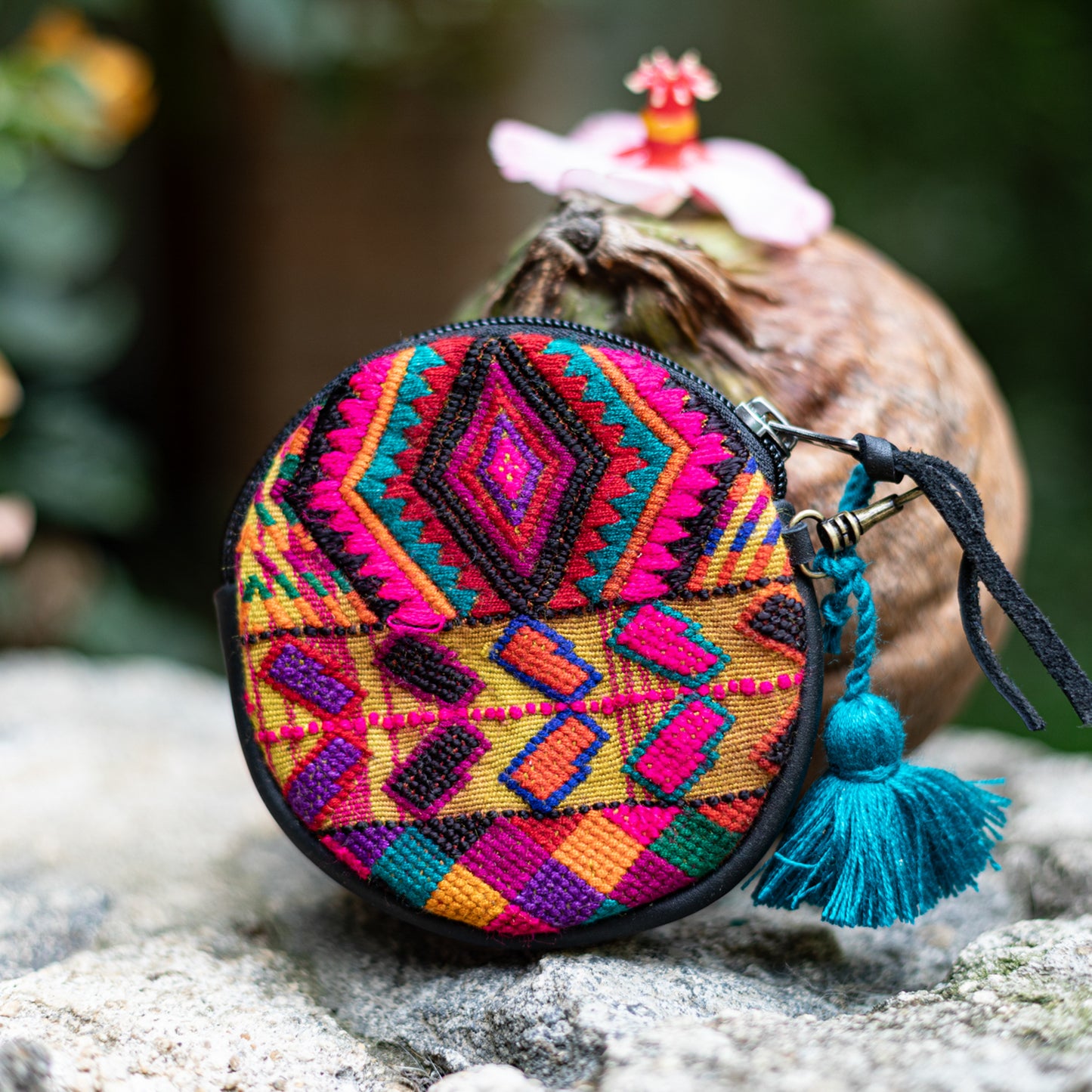 CIRCLE COIN PURSE - OOAK HUIPIL - BLACK - NO. 17524