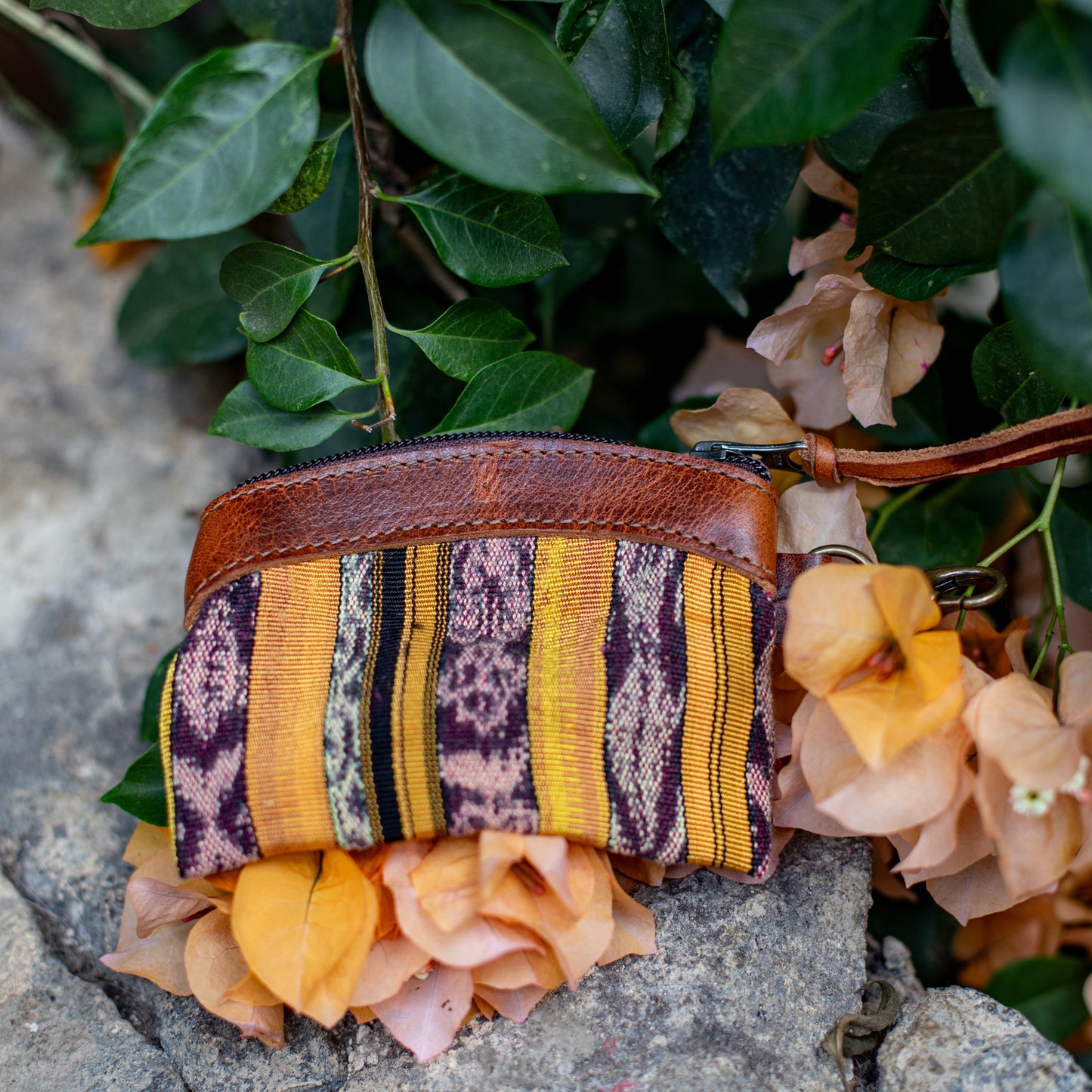 COIN PURSE - CORTE - HONEY - NO. 17608 **SHIP WINDOW**