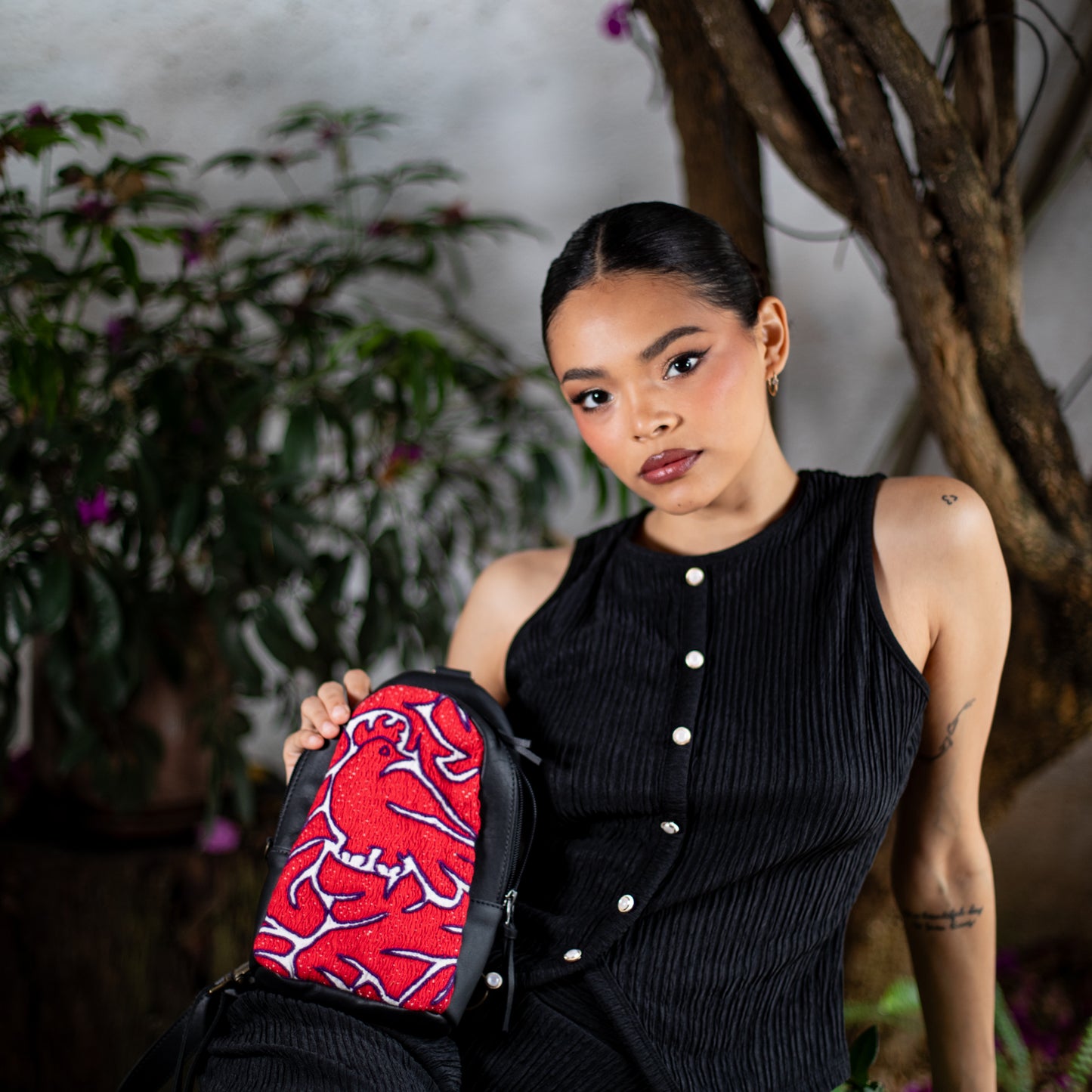 CROSSBODY SLING 2.0 - SMALL - OTOMÍ TEXTILE - BLACK - NO. 18199