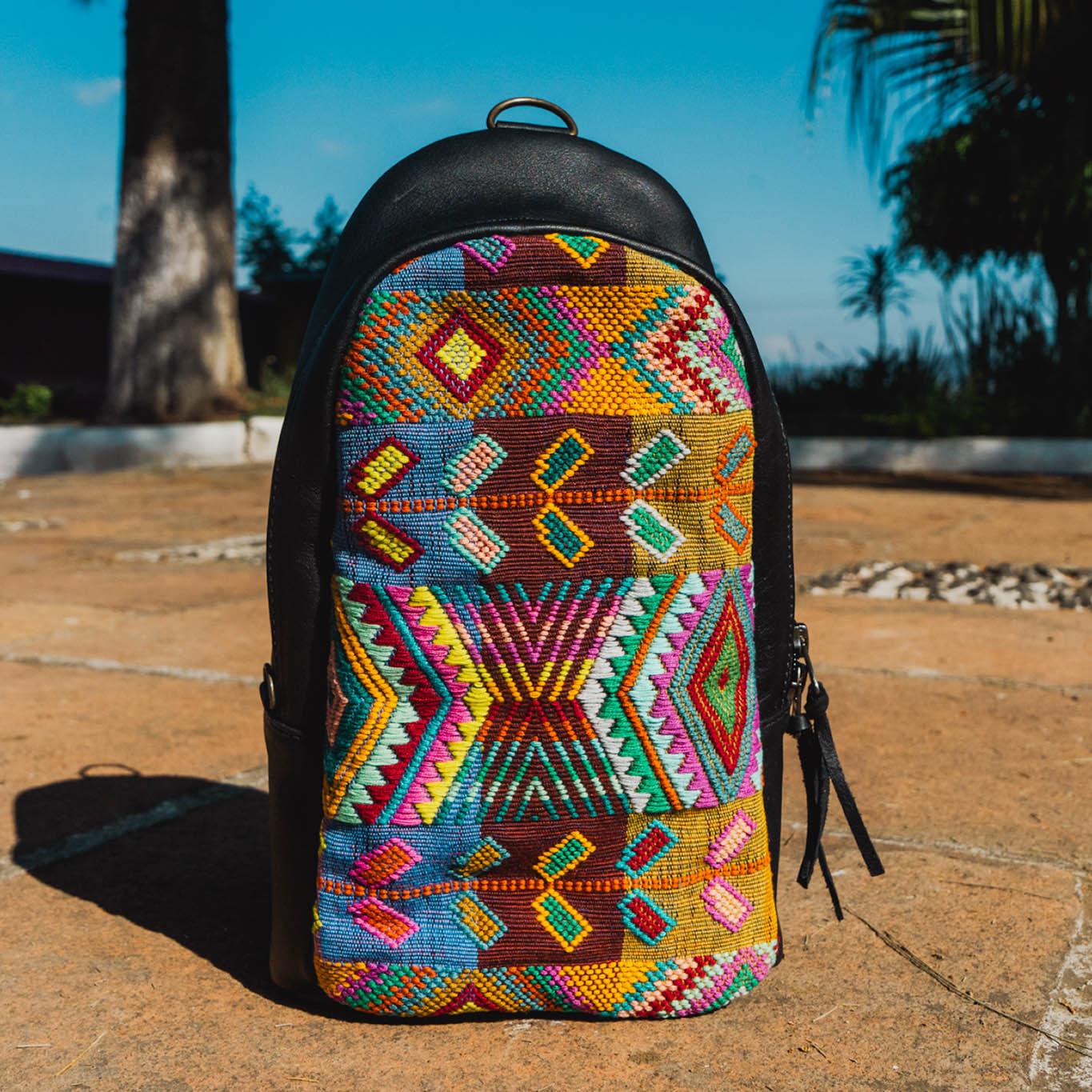 2.0 CROSSBODY SLING - H&S WHEAT - BLACK - NO. 15391