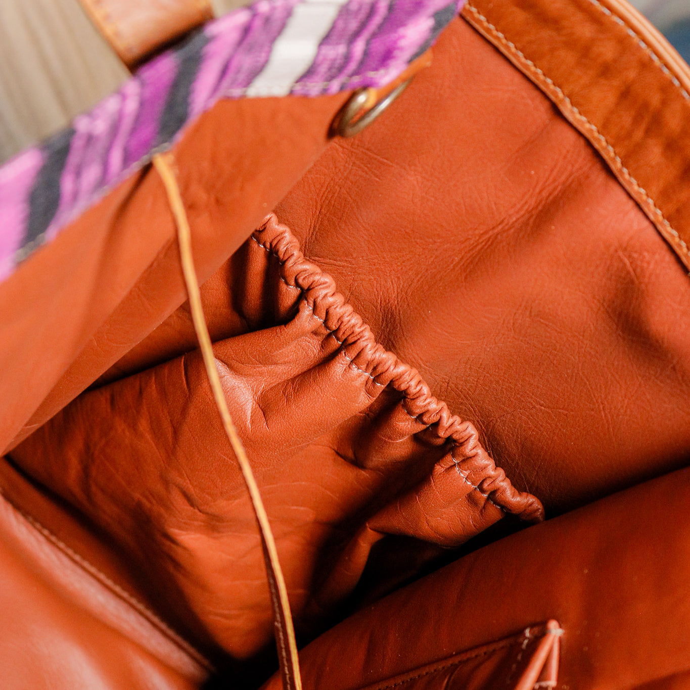 THE PERFECT TRAVEL TOTE - CORTE - CAFE - NO. 16368