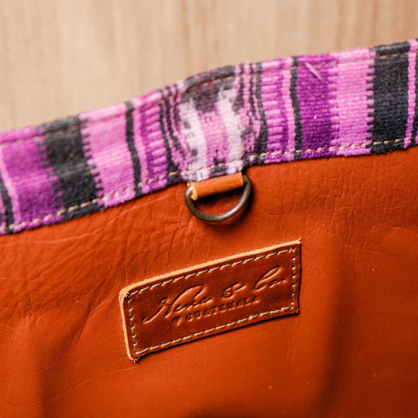 THE PERFECT TRAVEL TOTE - CORTE - CAFE - NO. 16368