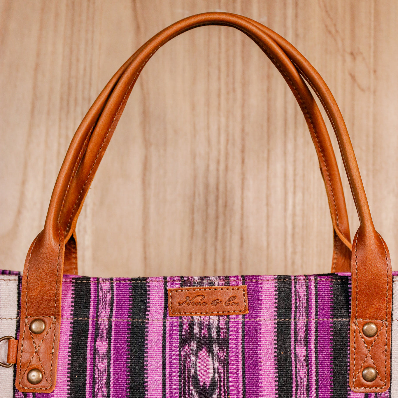 THE PERFECT TRAVEL TOTE - CORTE - CAFE - NO. 16368
