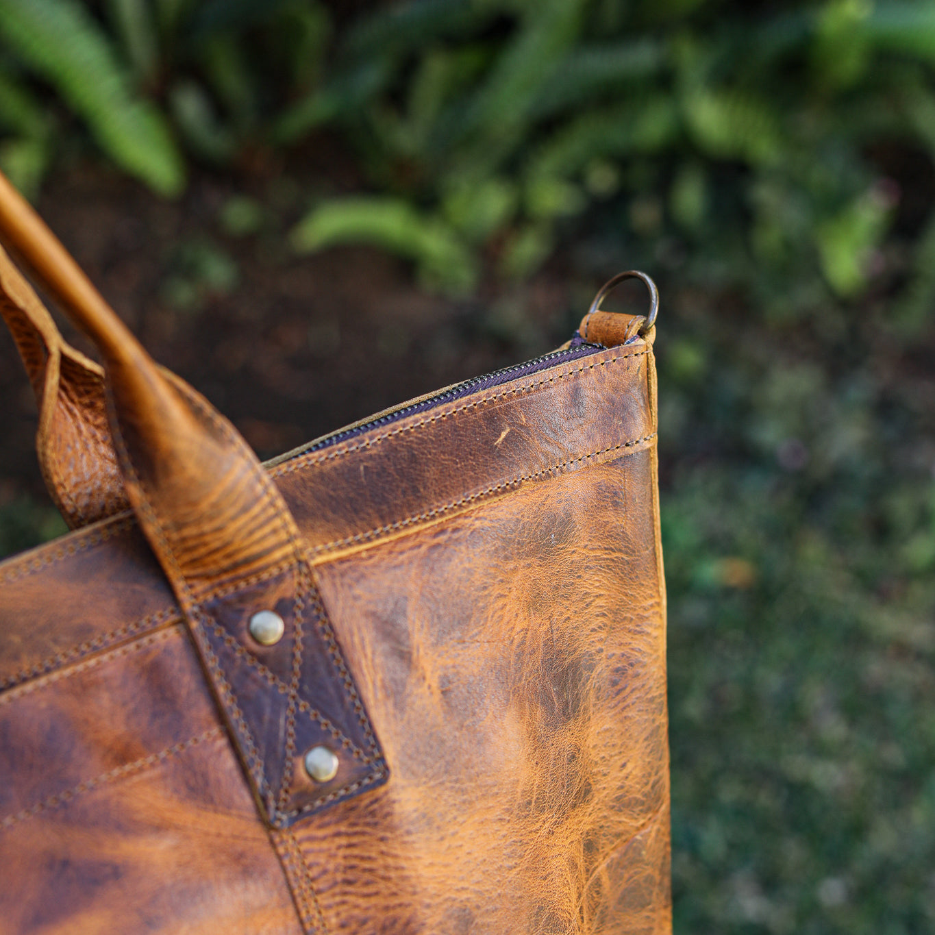 UPDATED PERFECT WEEKENDER - FULL LEATHER - WRANGLER