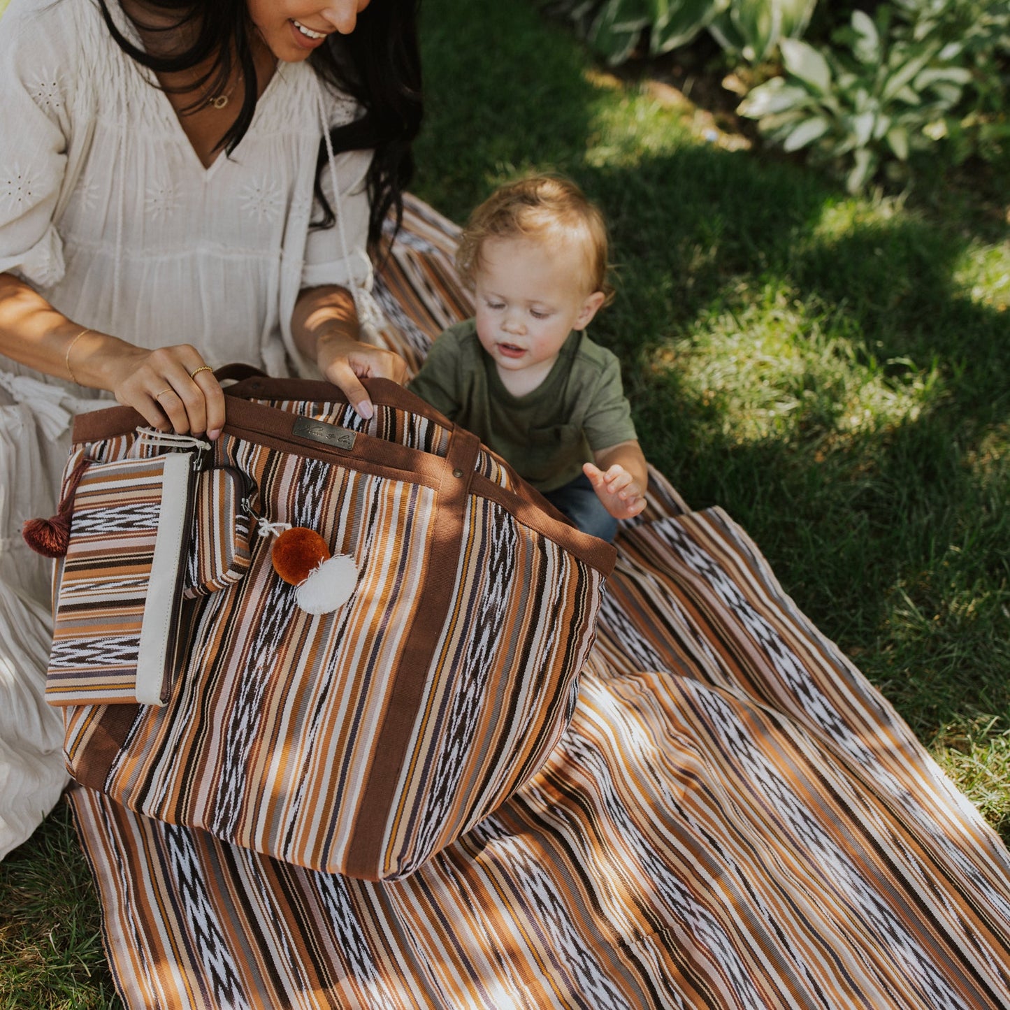 BEACH THROW + TASSELS - ARTISAN COLLECTION - ALMENDRA