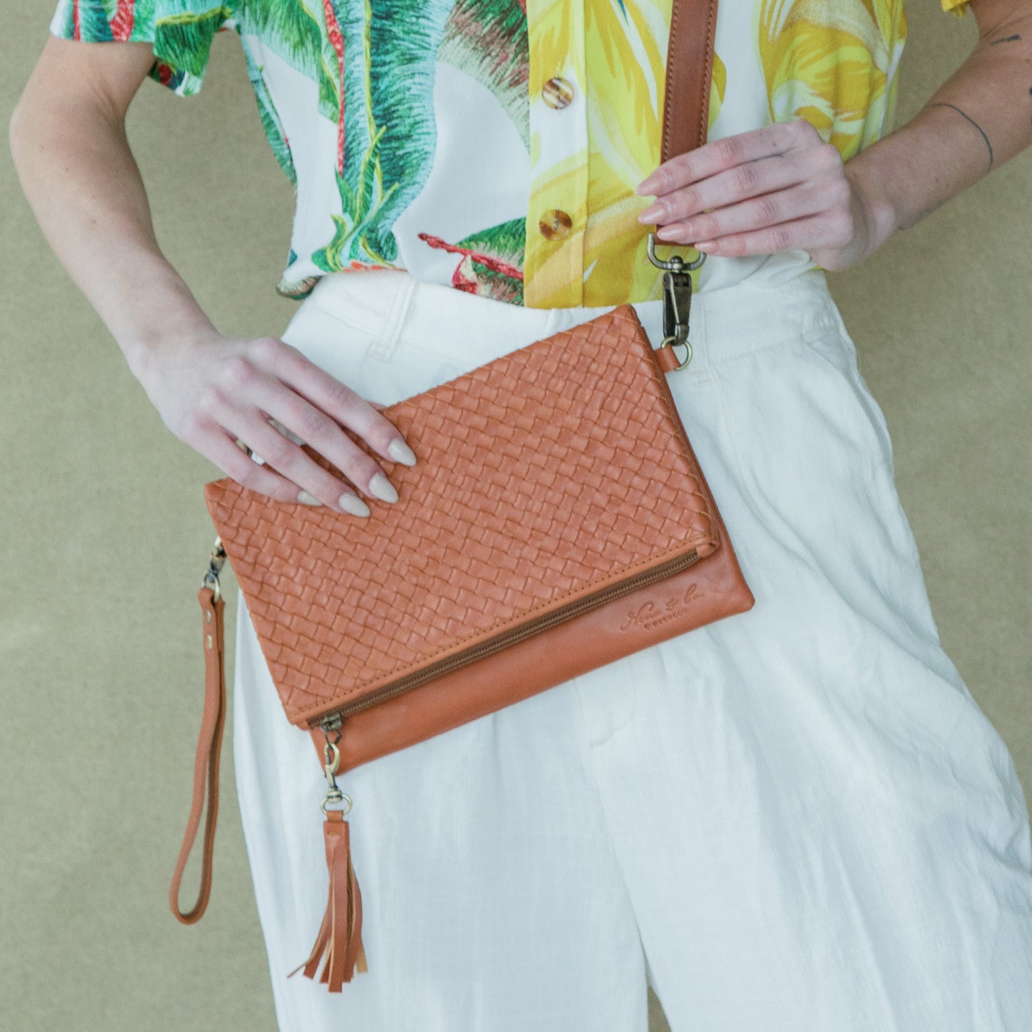 FOLD OVER CLUTCH - MOROCCO WOVEN LEATHER - CAFE