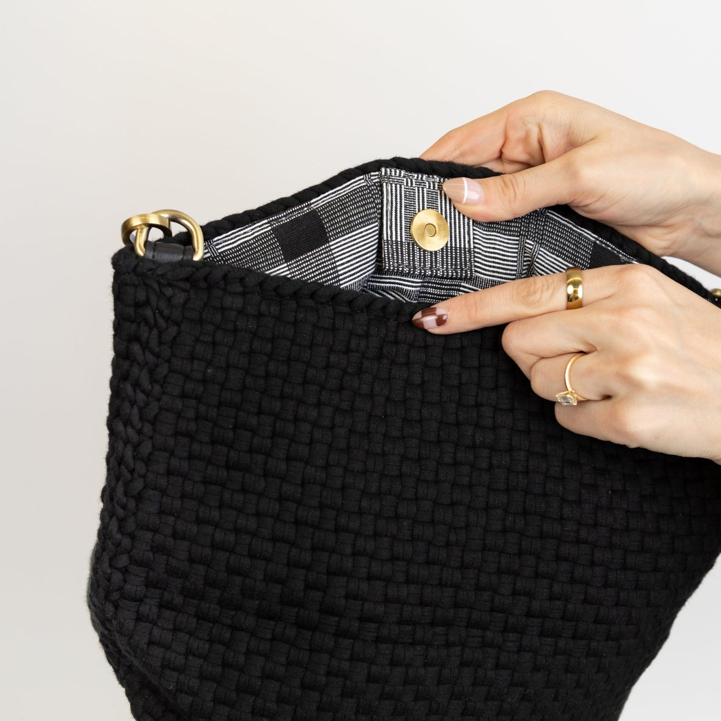 NARRA HOBO BAG - MEDIUM - PHILIPPINES COLLECTION - BLACK