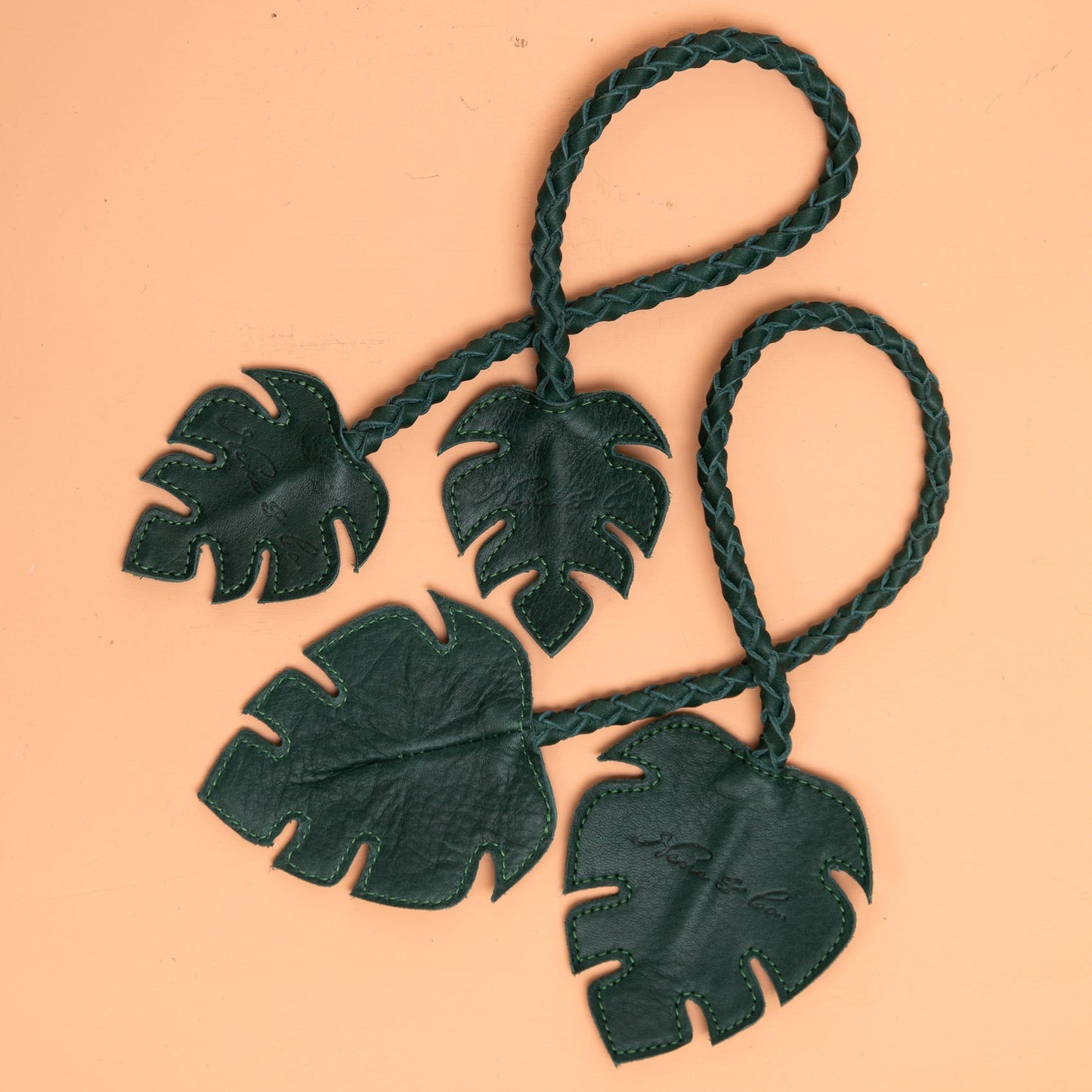 PALM LEAF TASSEL - EVERGREEN LEATHER