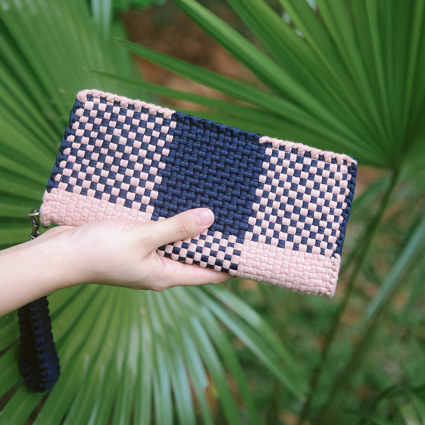 NARRA ZIP WALLET - PHILIPPINES COLLECTION - BLUSH & NAVY