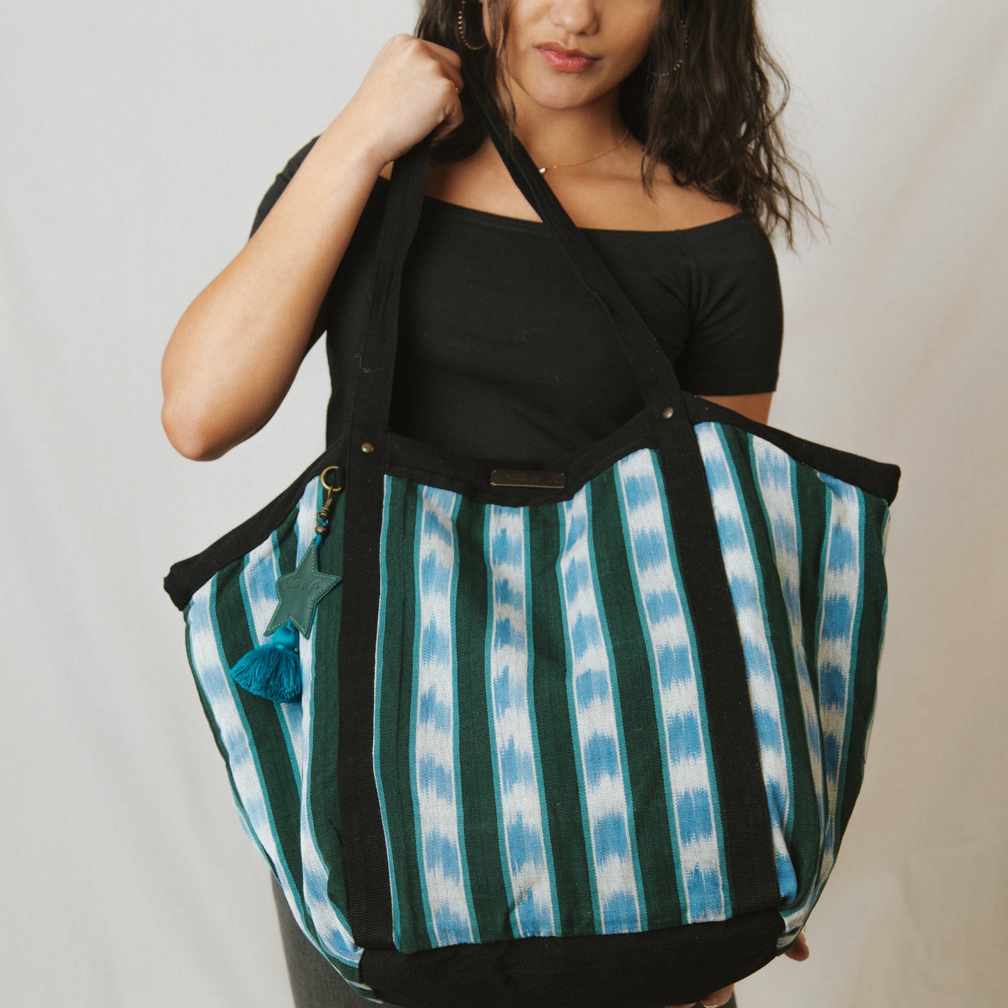 **FLASH SALE** ODYSSEY BAG - ARTISAN COLLECTION - PREVAIL