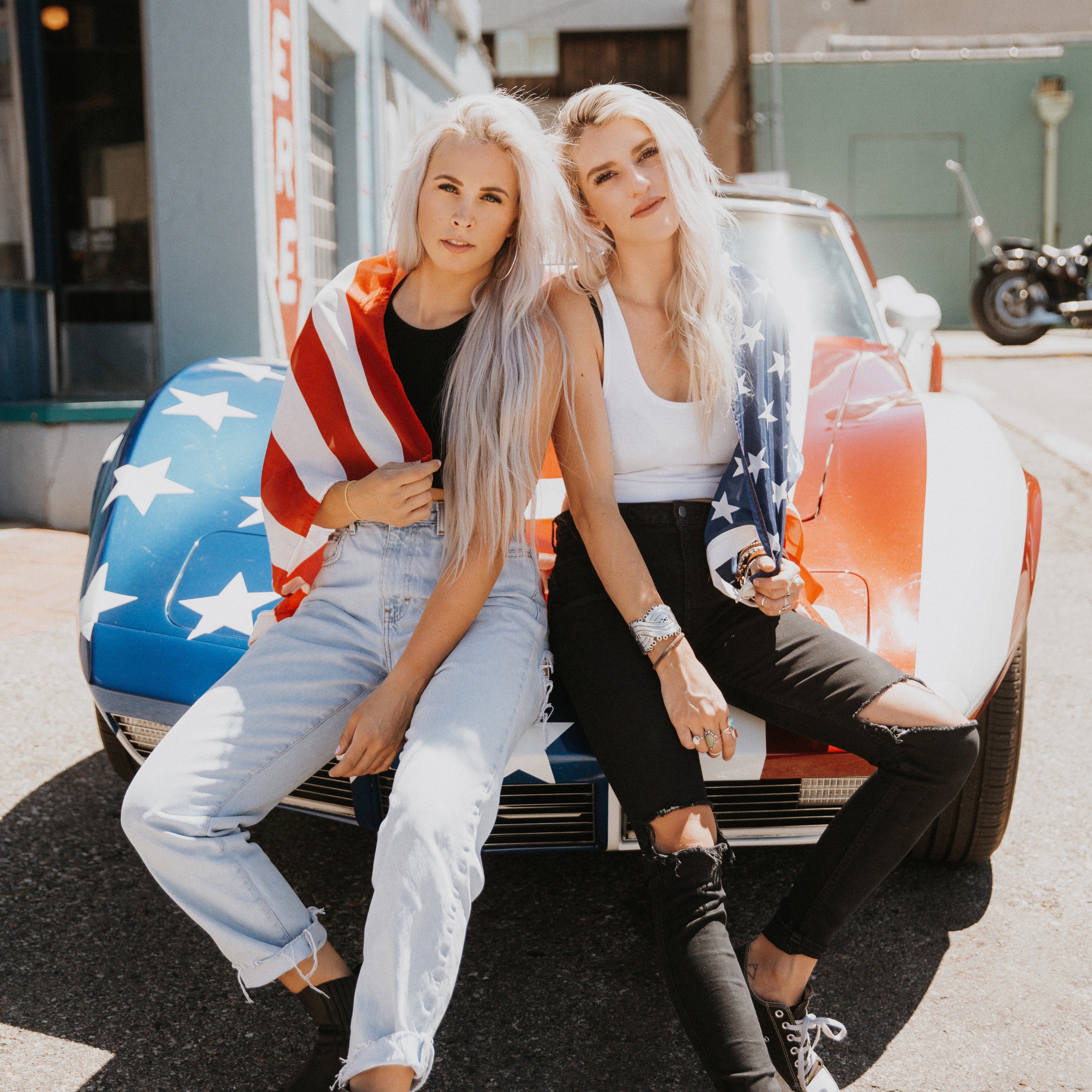 Babes + Bikes + America