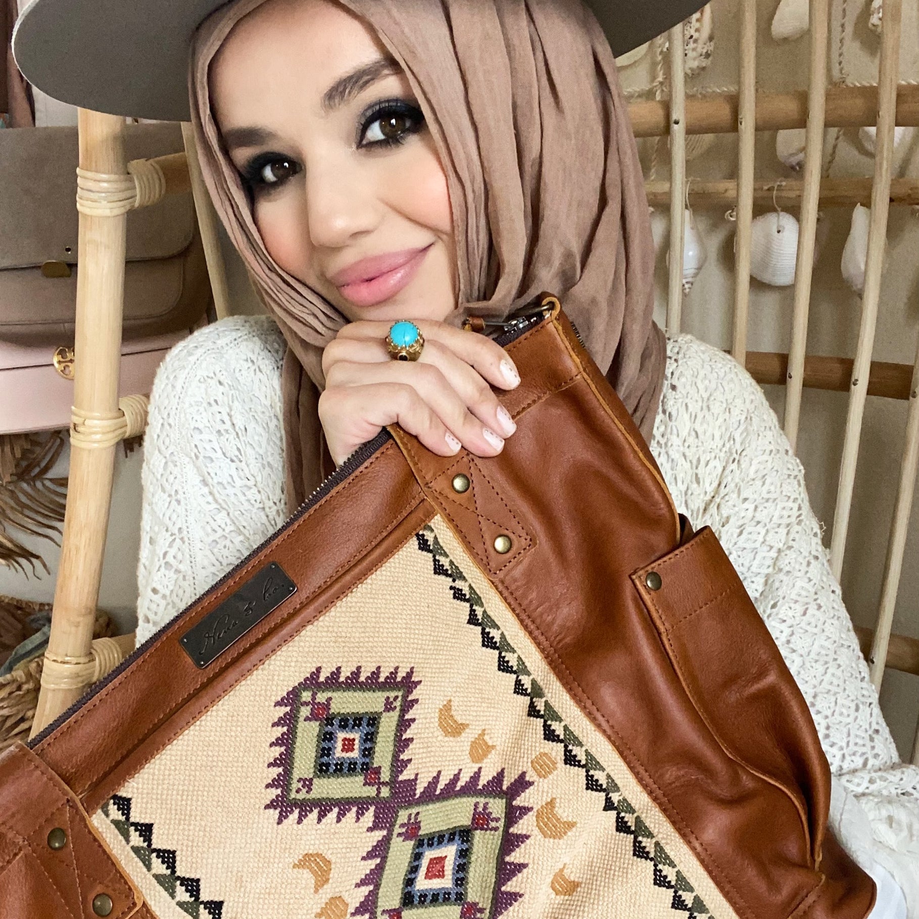 Naouriz Inoubli ft. Heritage & Society Womanhood Perfect Bag