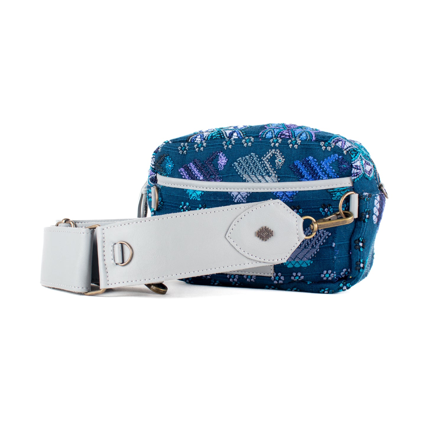 WANDER CROSSBODY BAG + STRAP SET - OOAK HUIPIL - PLATINUM - NO. 16744