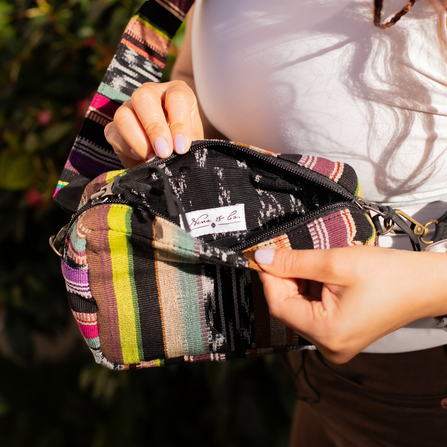 WANDER CROSSBODY + WIDE ADJUSTABLE STRAP SET - MOONLIGHT ORCHID - BLACK