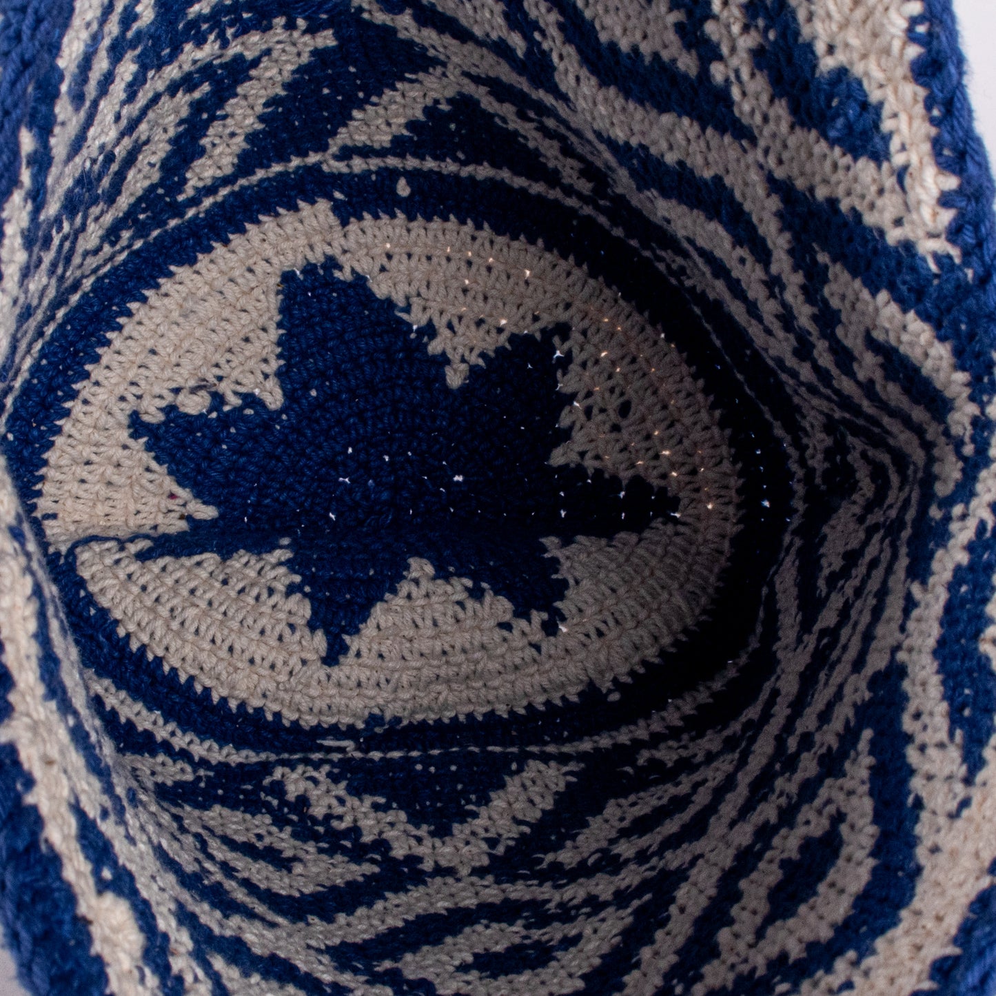 CROCHETED SHOULDER BAG - NO. 18218