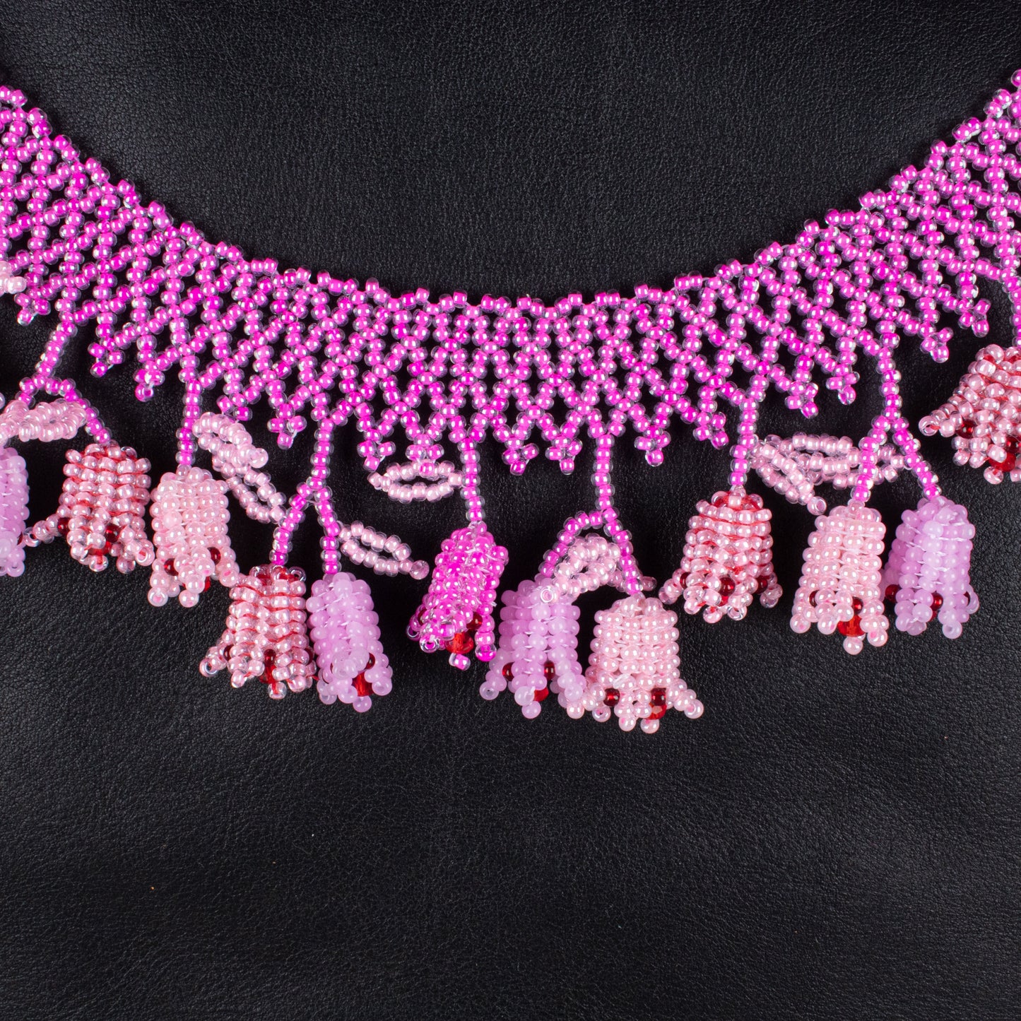 BEADED TULIPS BAG NECKLACE - NO. 18251