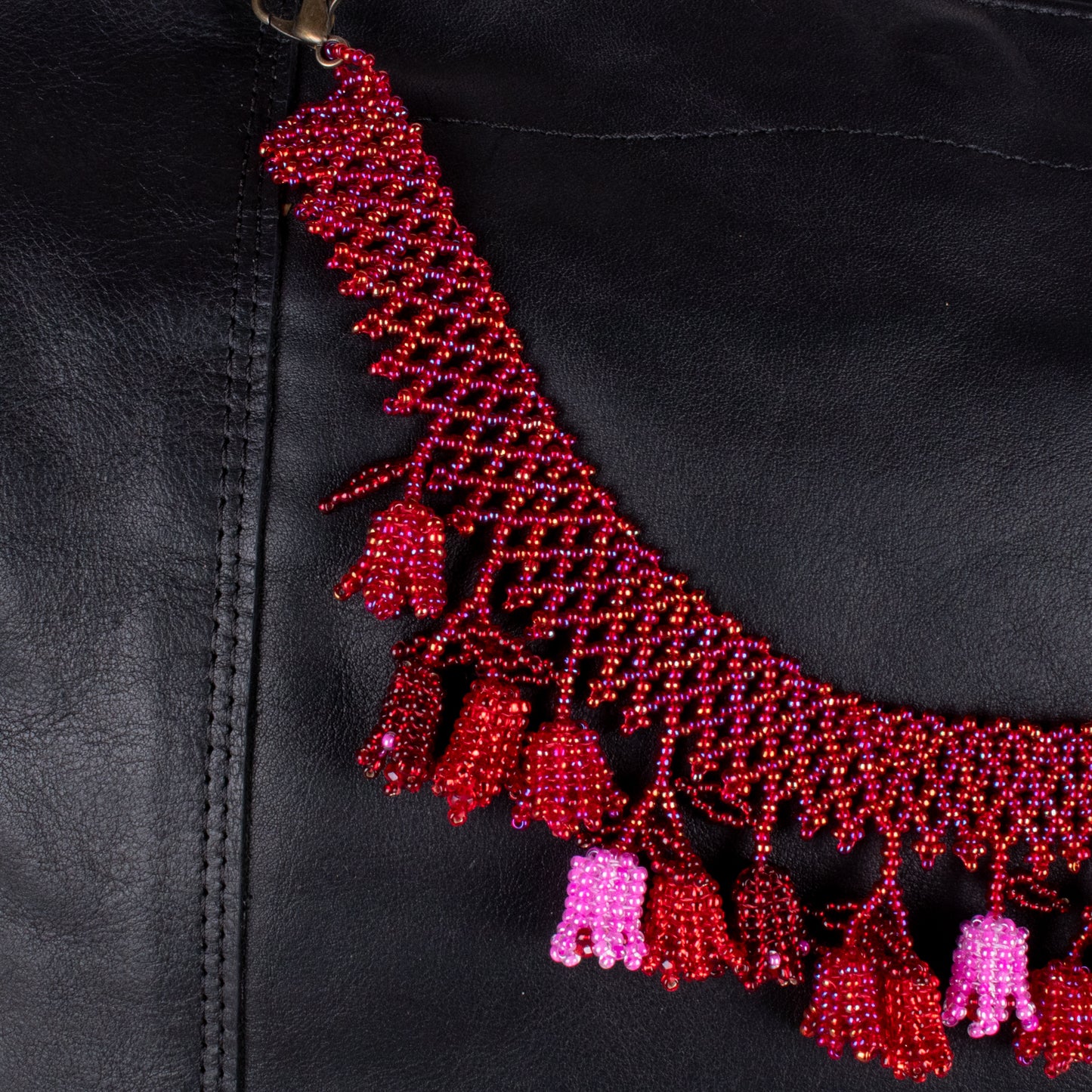 BEADED TULIPS BAG NECKLACE - NO. 18253