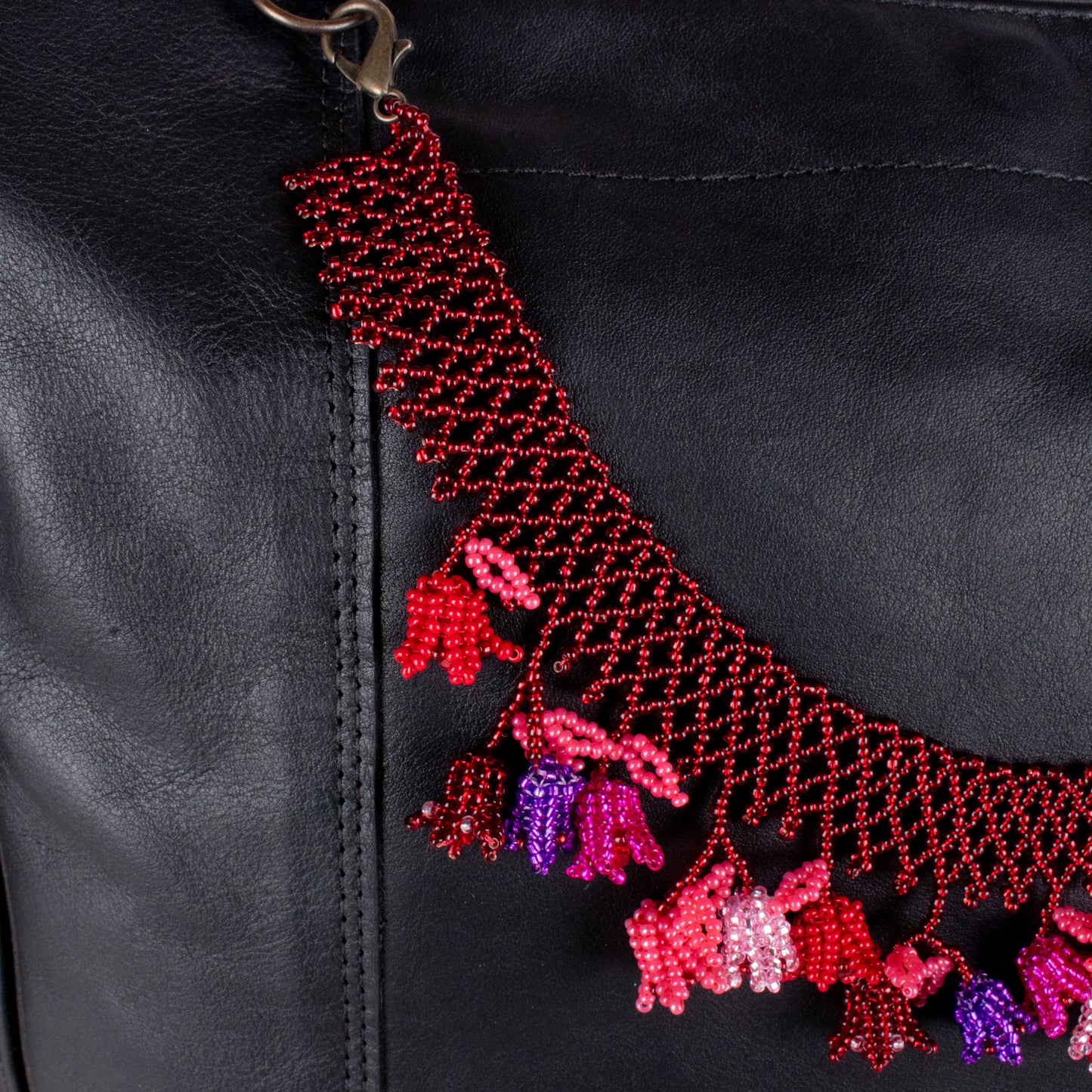 BEADED TULIPS BAG NECKLACE - NO. 18254