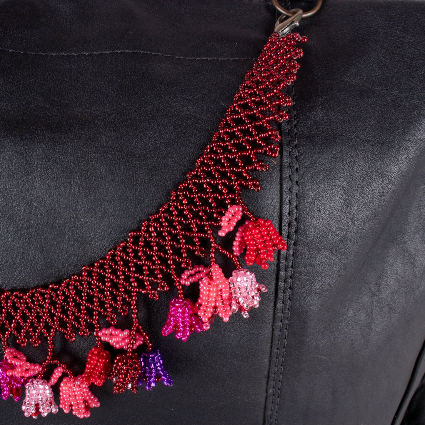 BEADED TULIPS BAG NECKLACE - NO. 18254