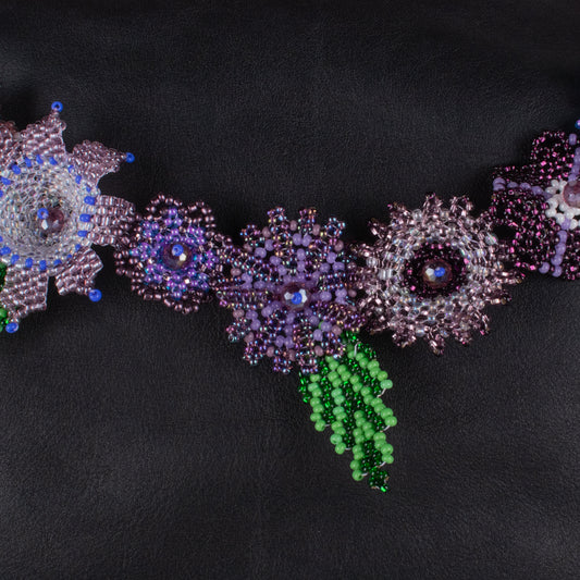 BEADED FLORAL BAG NECKLACE - NO. 18287