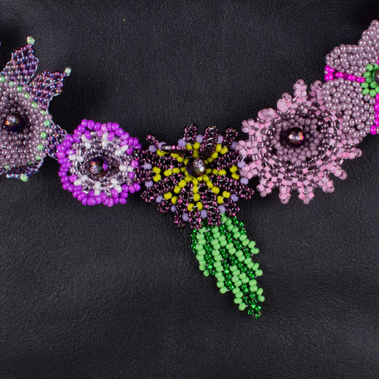 BEADED FLORAL BAG NECKLACE - NO. 18295