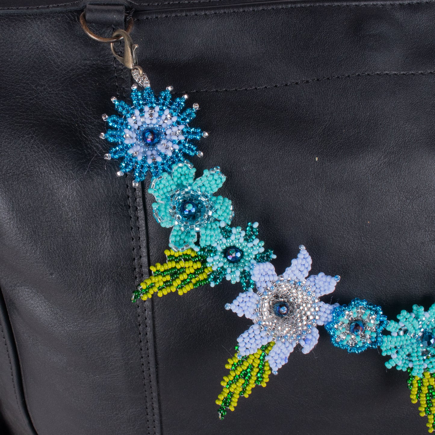 BEADED FLORAL BAG NECKLACE - NO. 18299