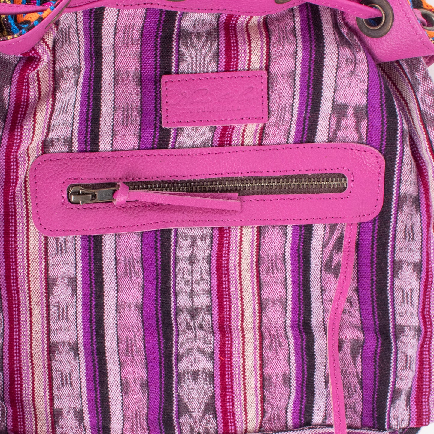 DRAWSTRING BUCKET BAG - CORTE - BABY RHINO - NO. 18396