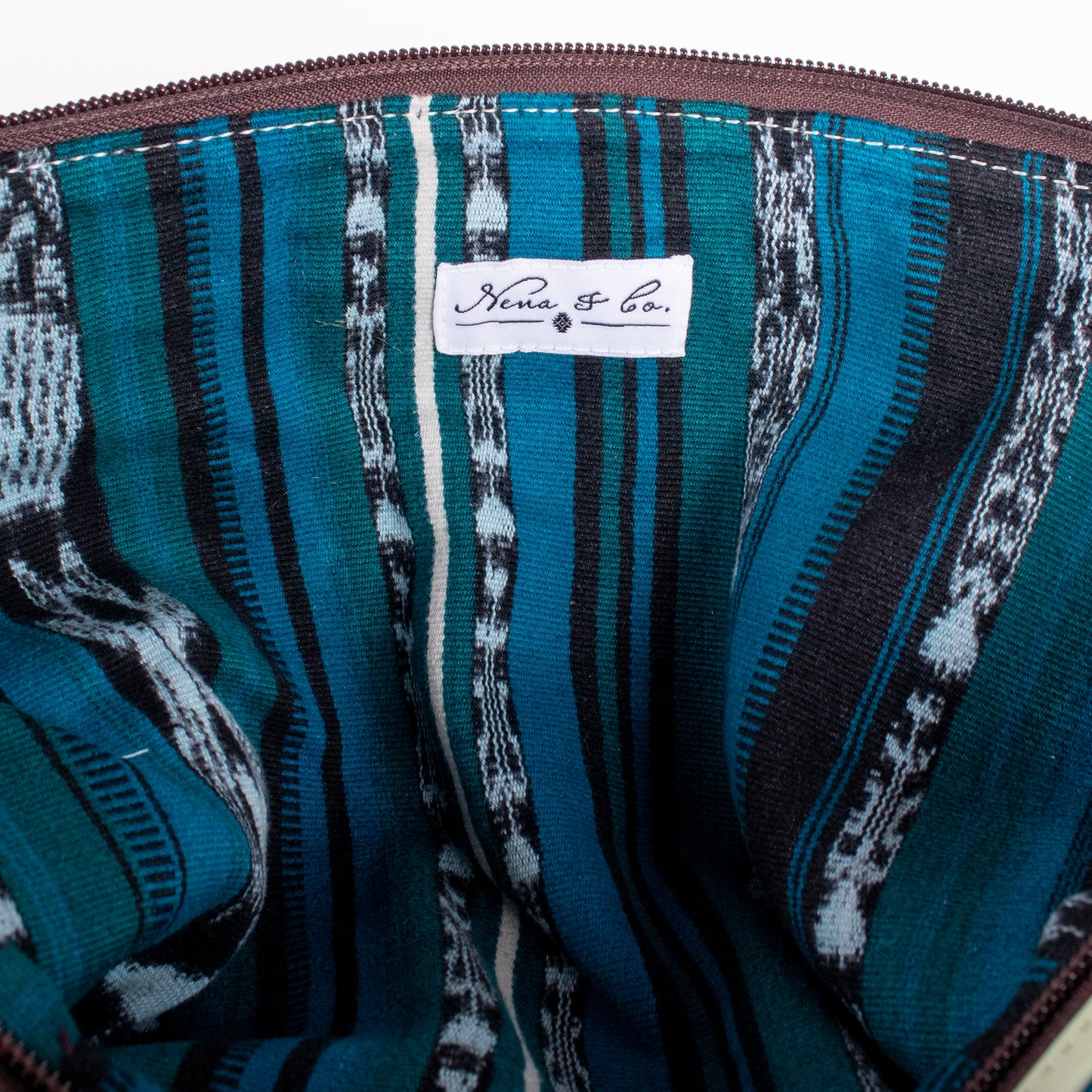 LAPTOP CASE 16" - OOAK HUIPIL - PISTACHO - NO. 18411