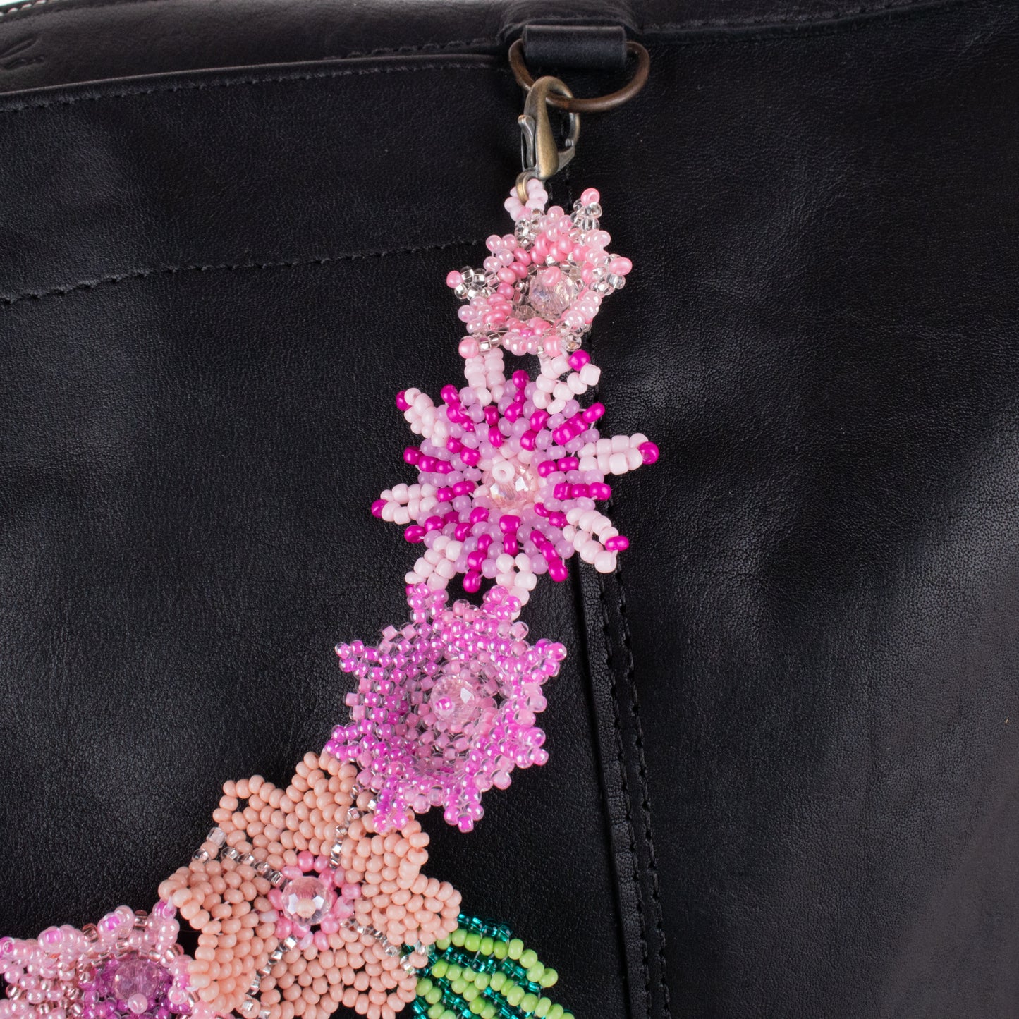 BEADED FLORAL BAG NECKLACE - NO. 19751