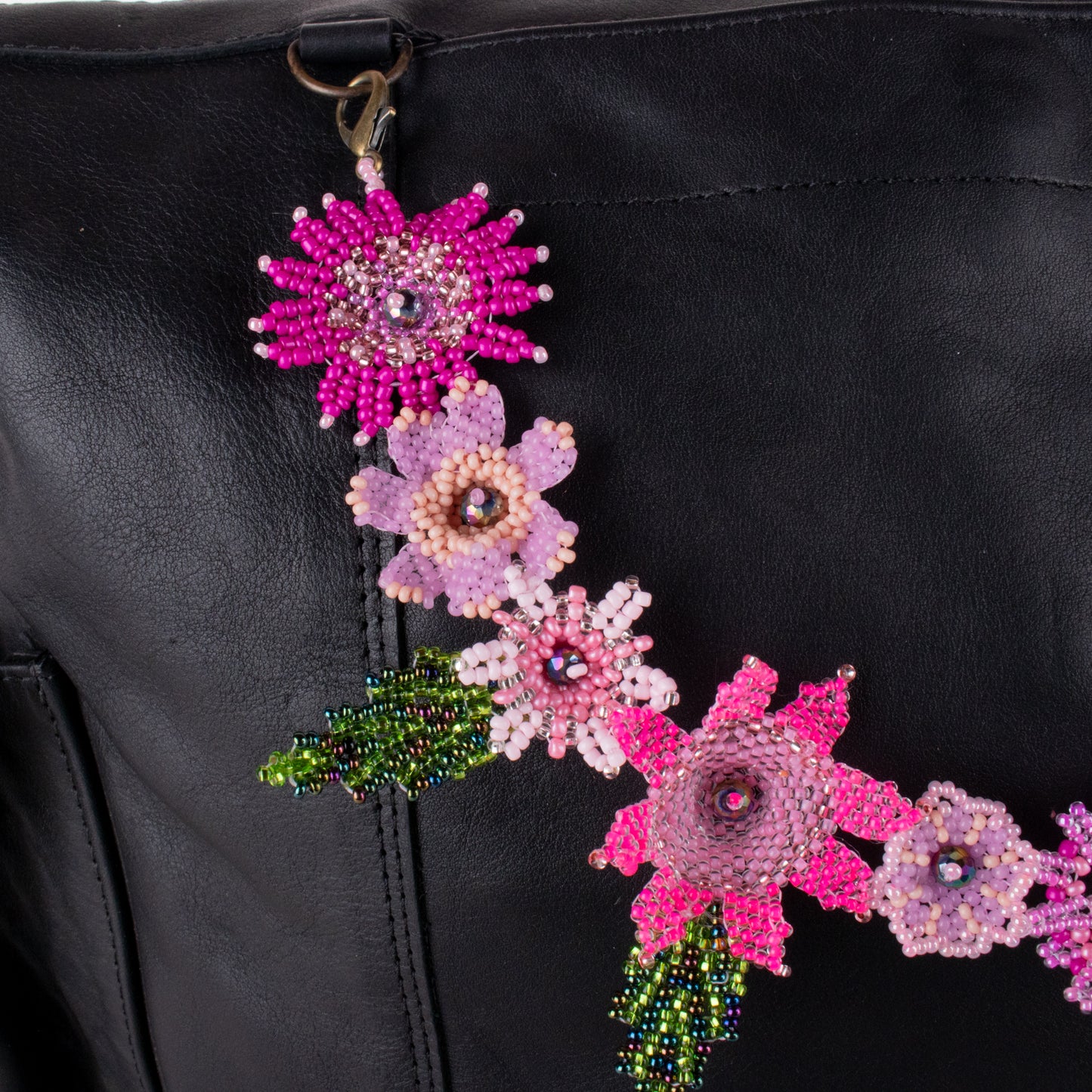 BEADED FLORAL BAG NECKLACE - NO. 19753