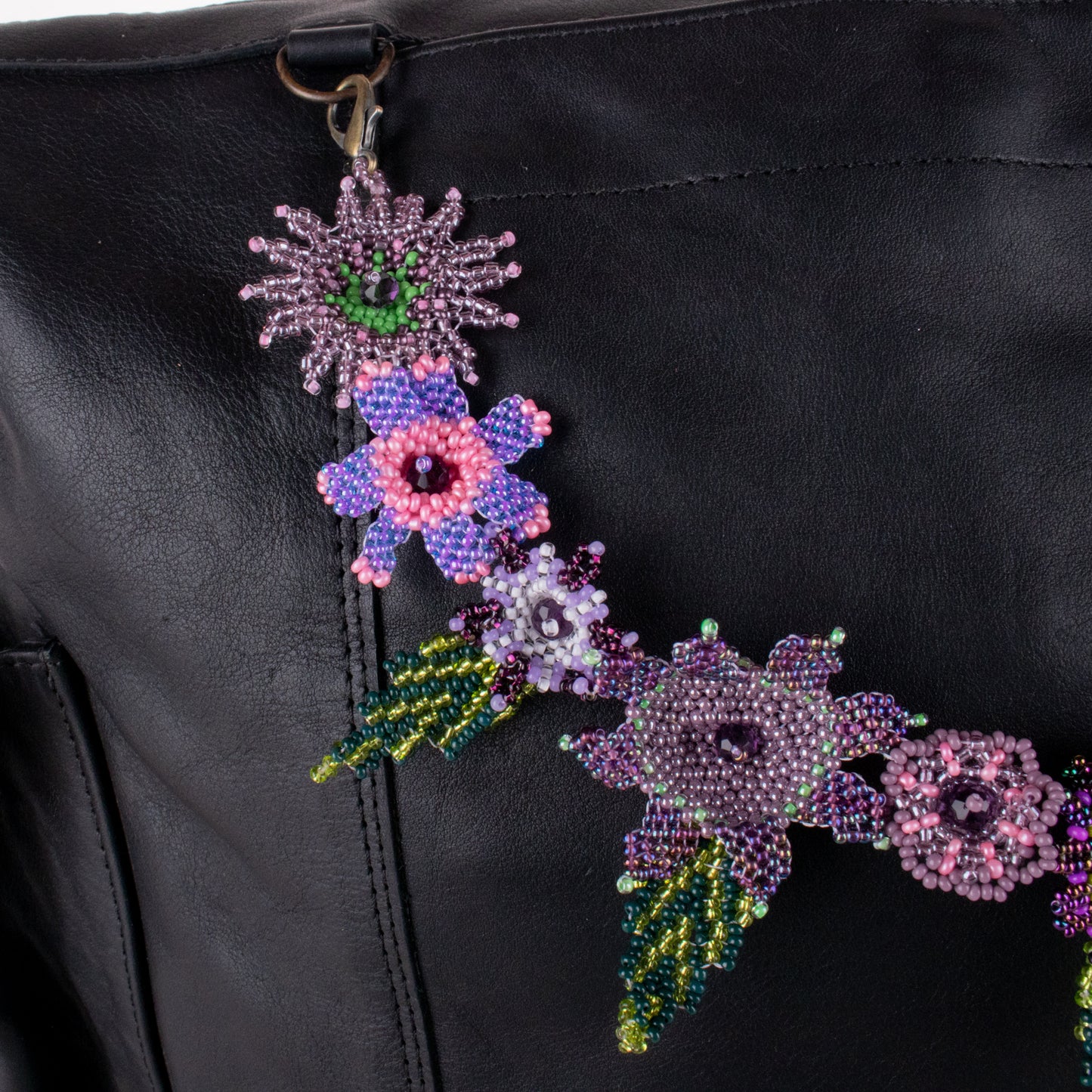 BEADED FLORAL BAG NECKLACE - NO. 19755