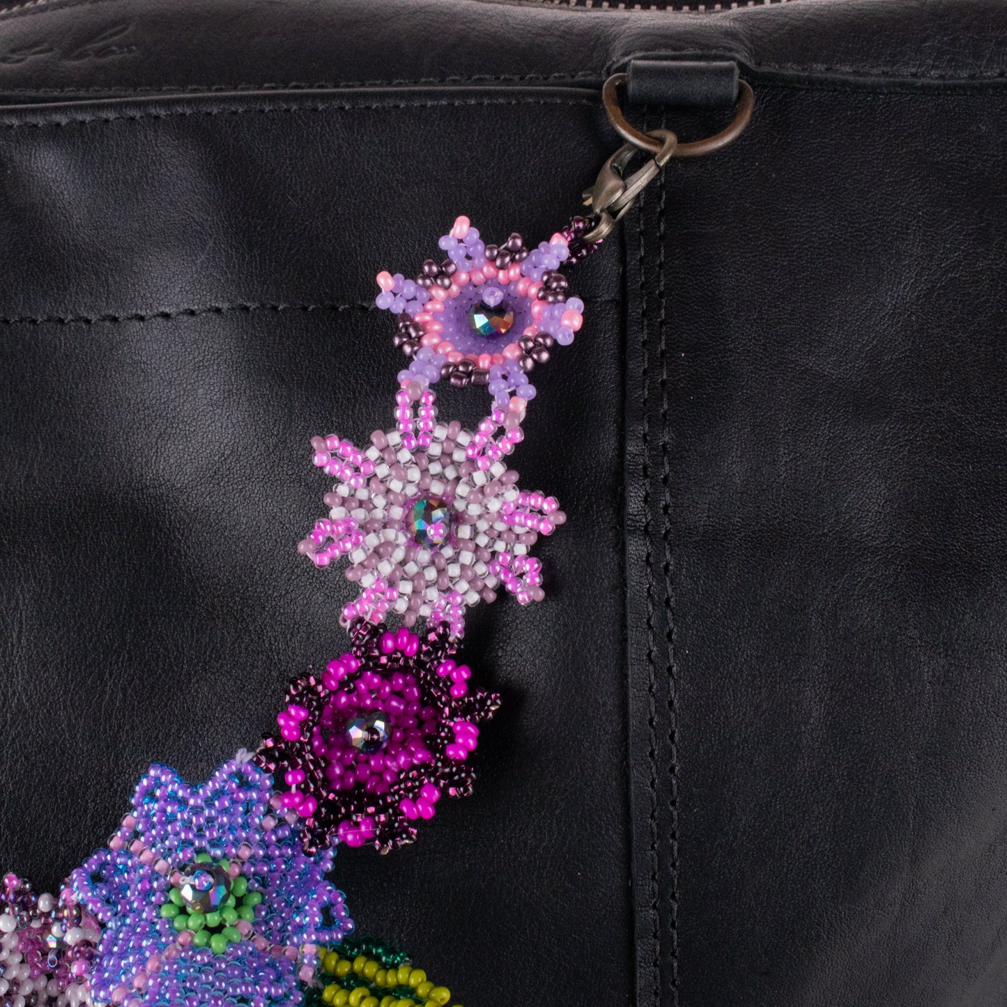 BEADED FLORAL BAG NECKLACE - NO. 19757