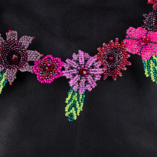 BEADED FLORAL BAG NECKLACE - NO. 19761