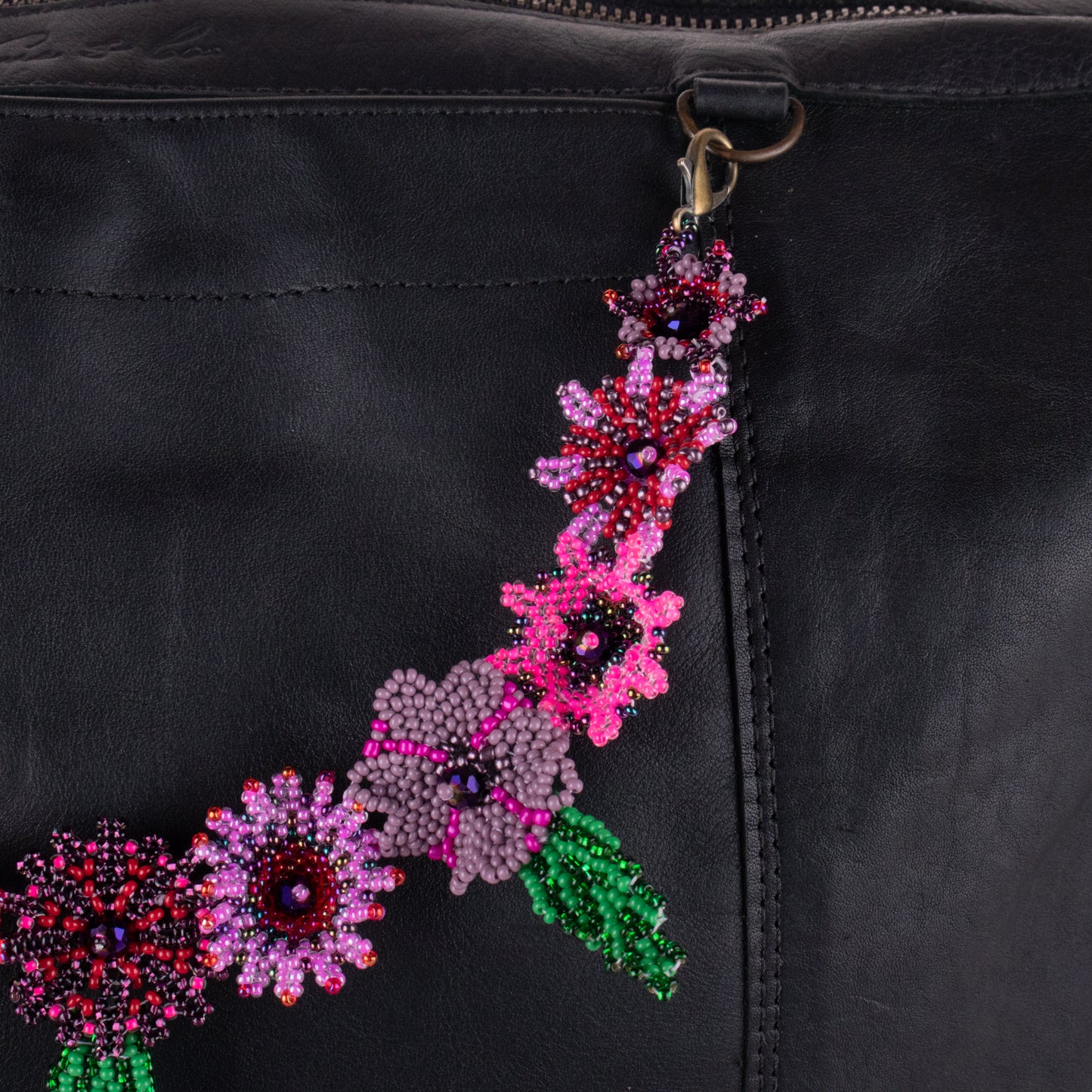 BEADED FLORAL BAG NECKLACE - NO. 19762