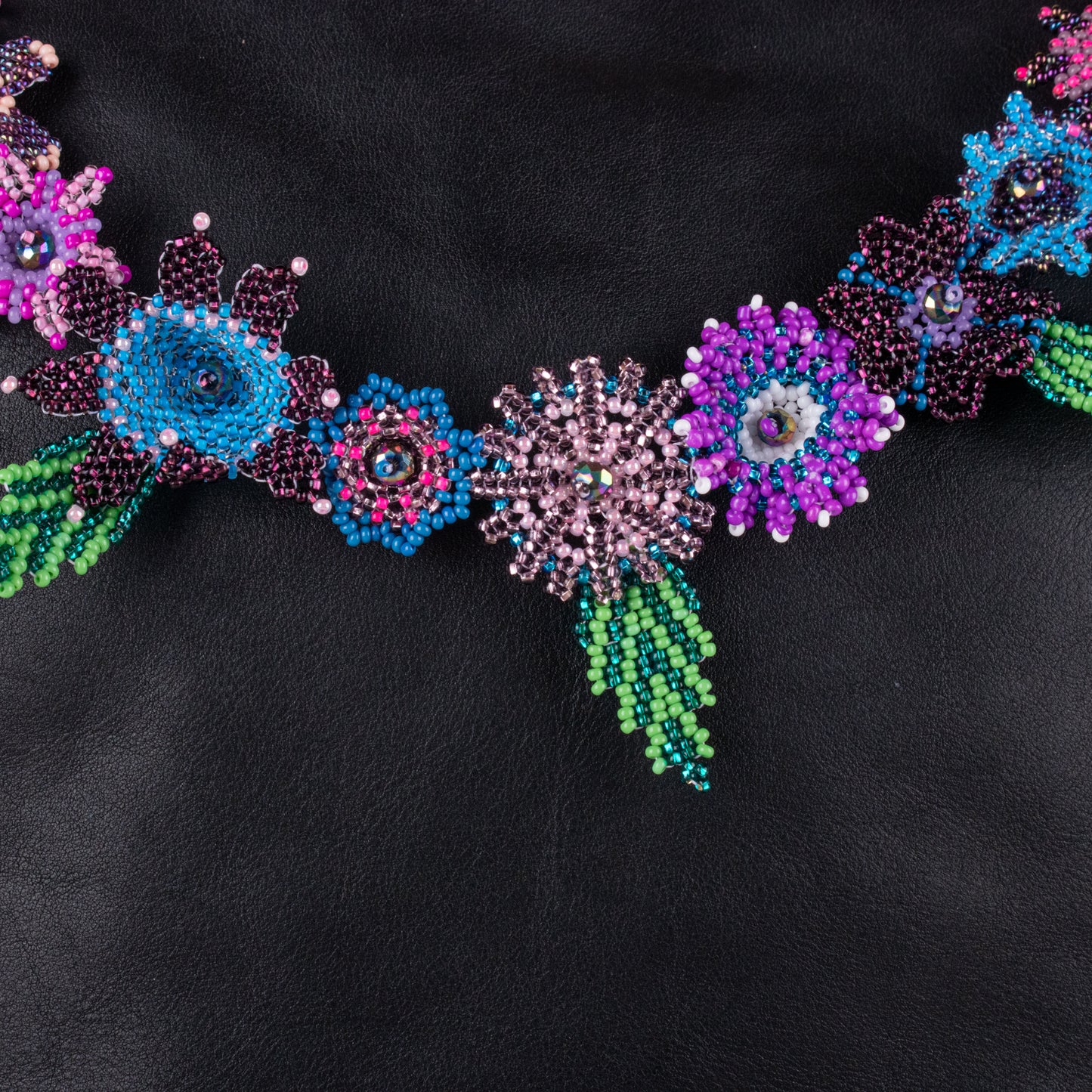 BEADED FLORAL BAG NECKLACE - NO. 19766