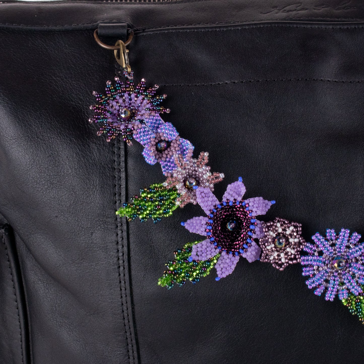 BEADED FLORAL BAG NECKLACE - NO. 19767