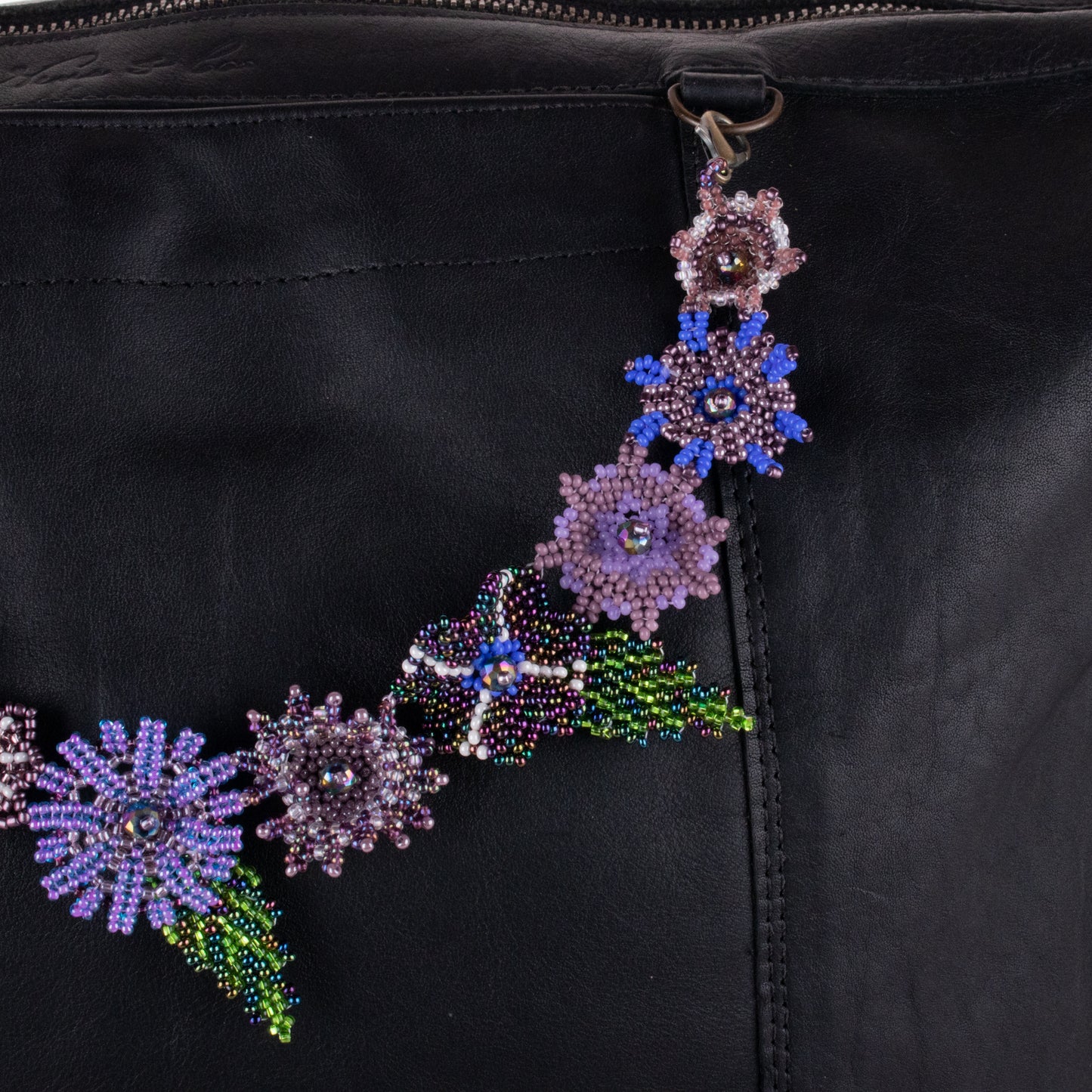 BEADED FLORAL BAG NECKLACE - NO. 19767