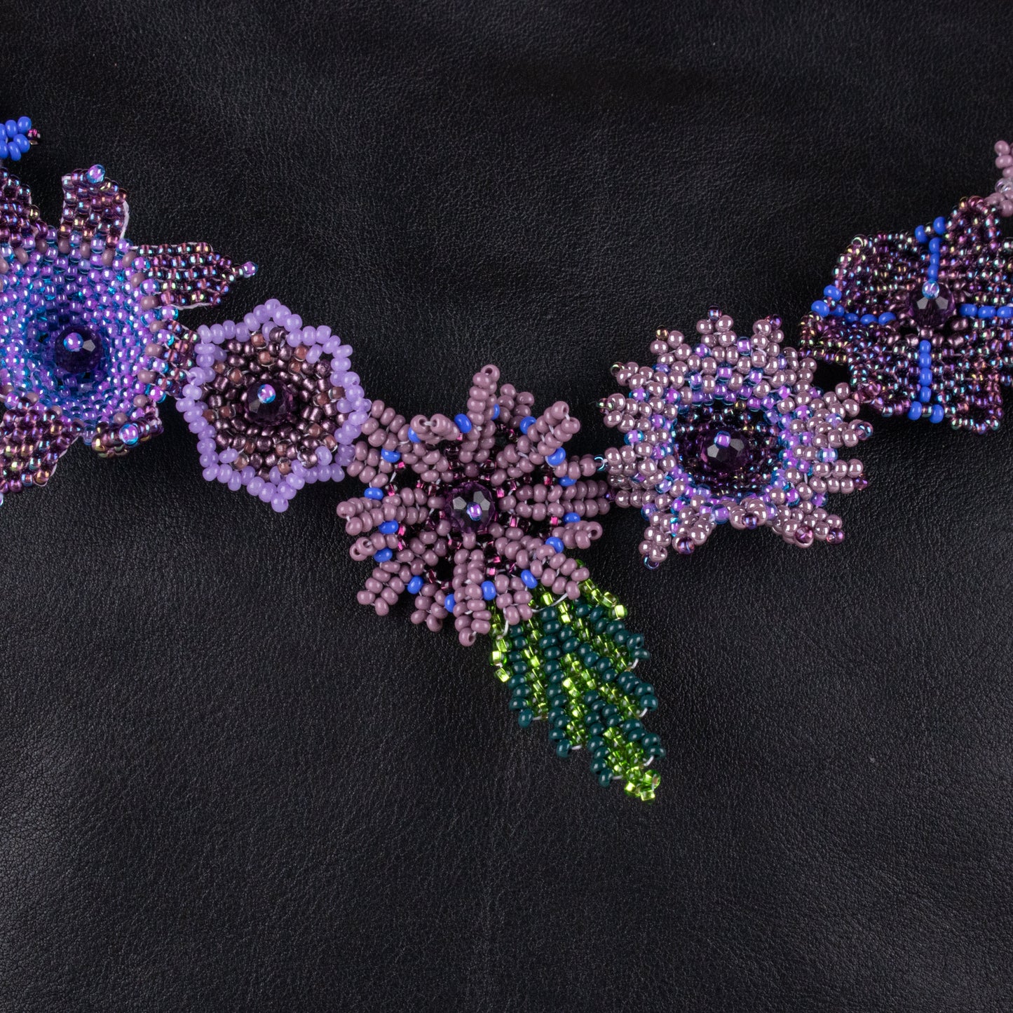 BEADED FLORAL BAG NECKLACE - NO. 19768