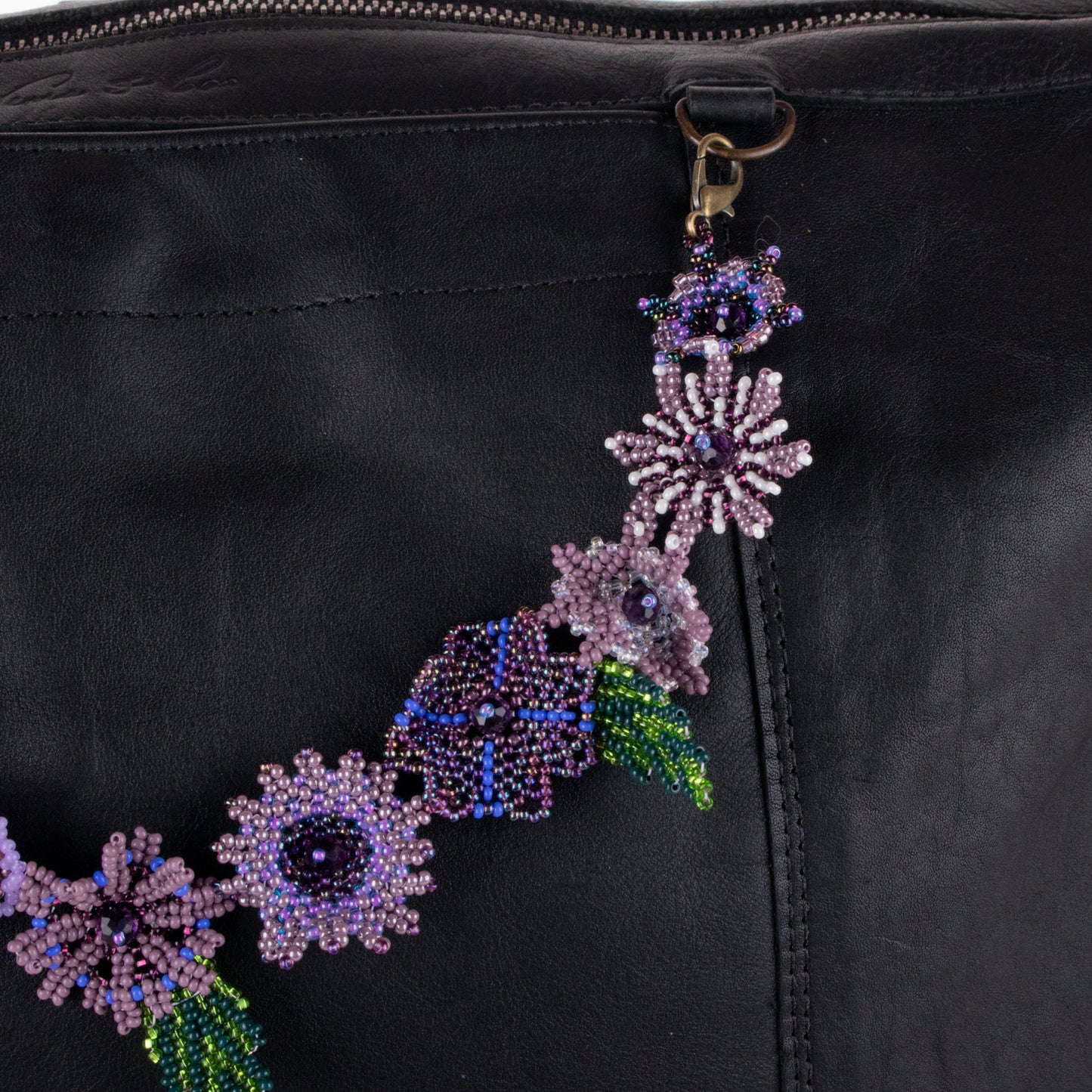 BEADED FLORAL BAG NECKLACE - NO. 19768
