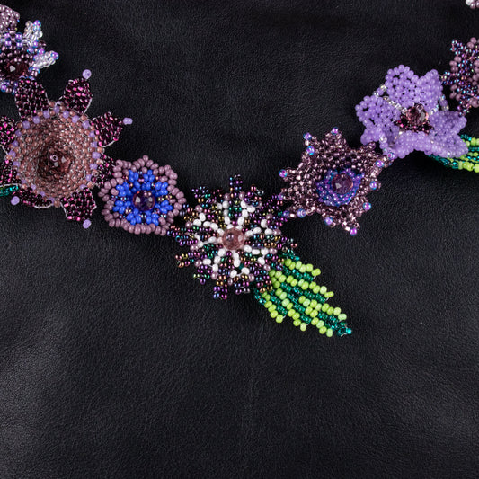 BEADED FLORAL BAG NECKLACE - NO. 19771