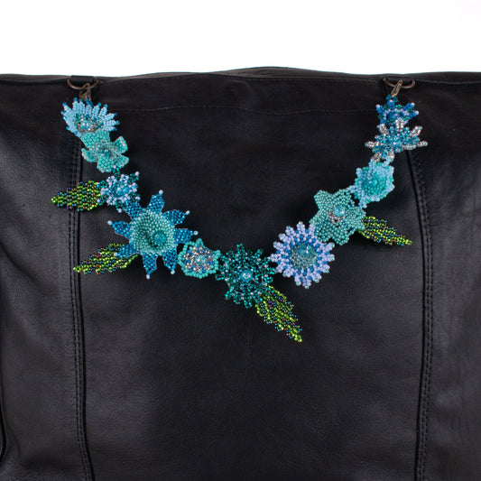 BEADED FLORAL BAG NECKLACE - NO. 19777