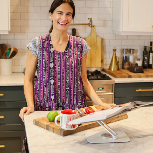 ABUELA APRON - CORTE - NO. 18817