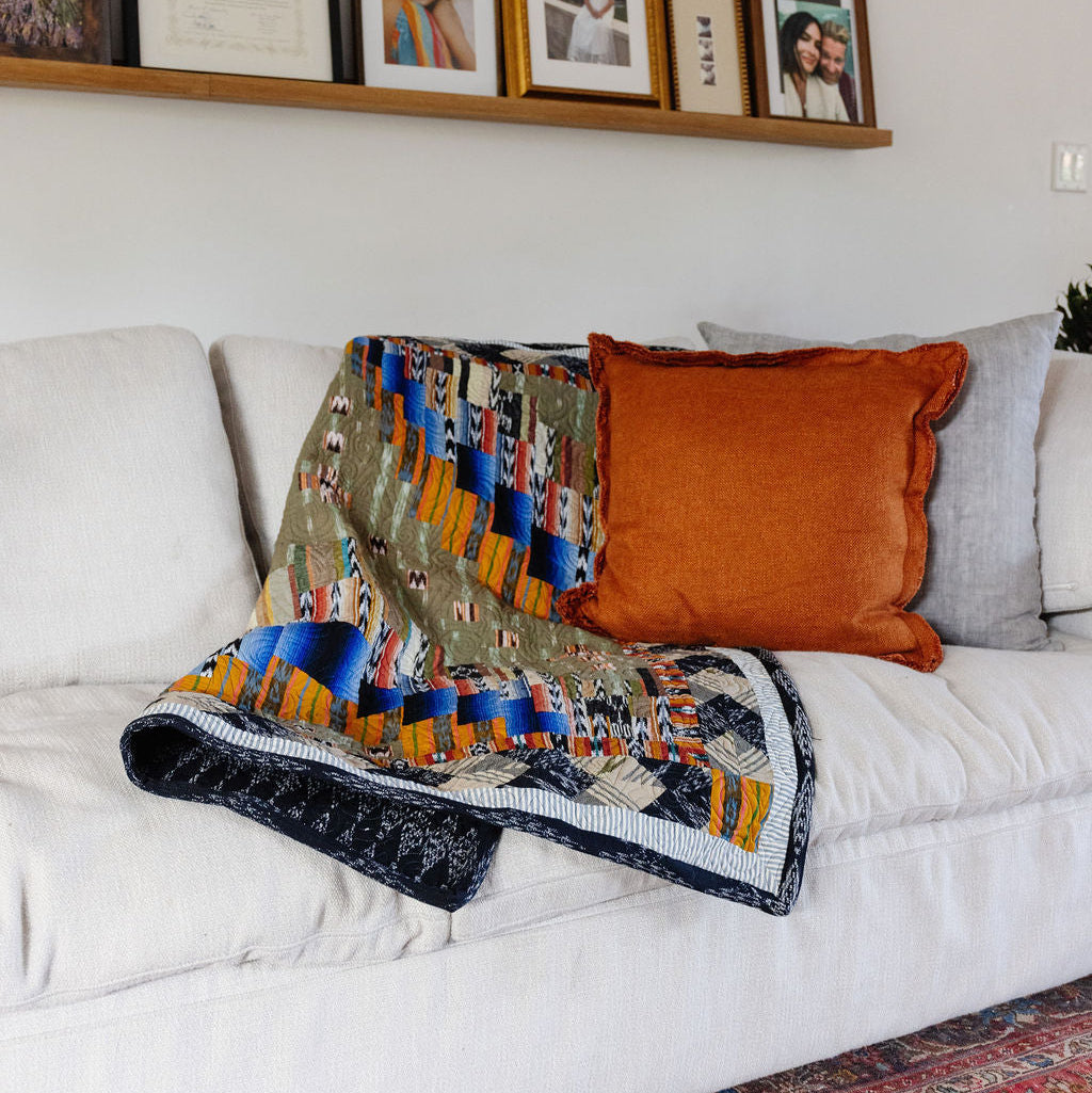 HERITAGE QUILTED THROW - NO. 47873