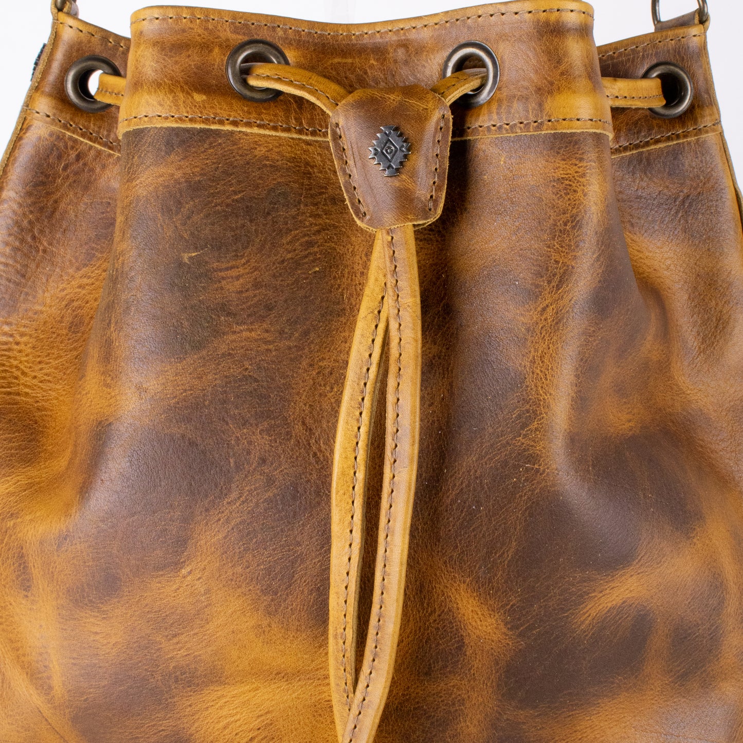 DRAWSTRING BUCKET BAG - FULL LEATHER - WRANGLER